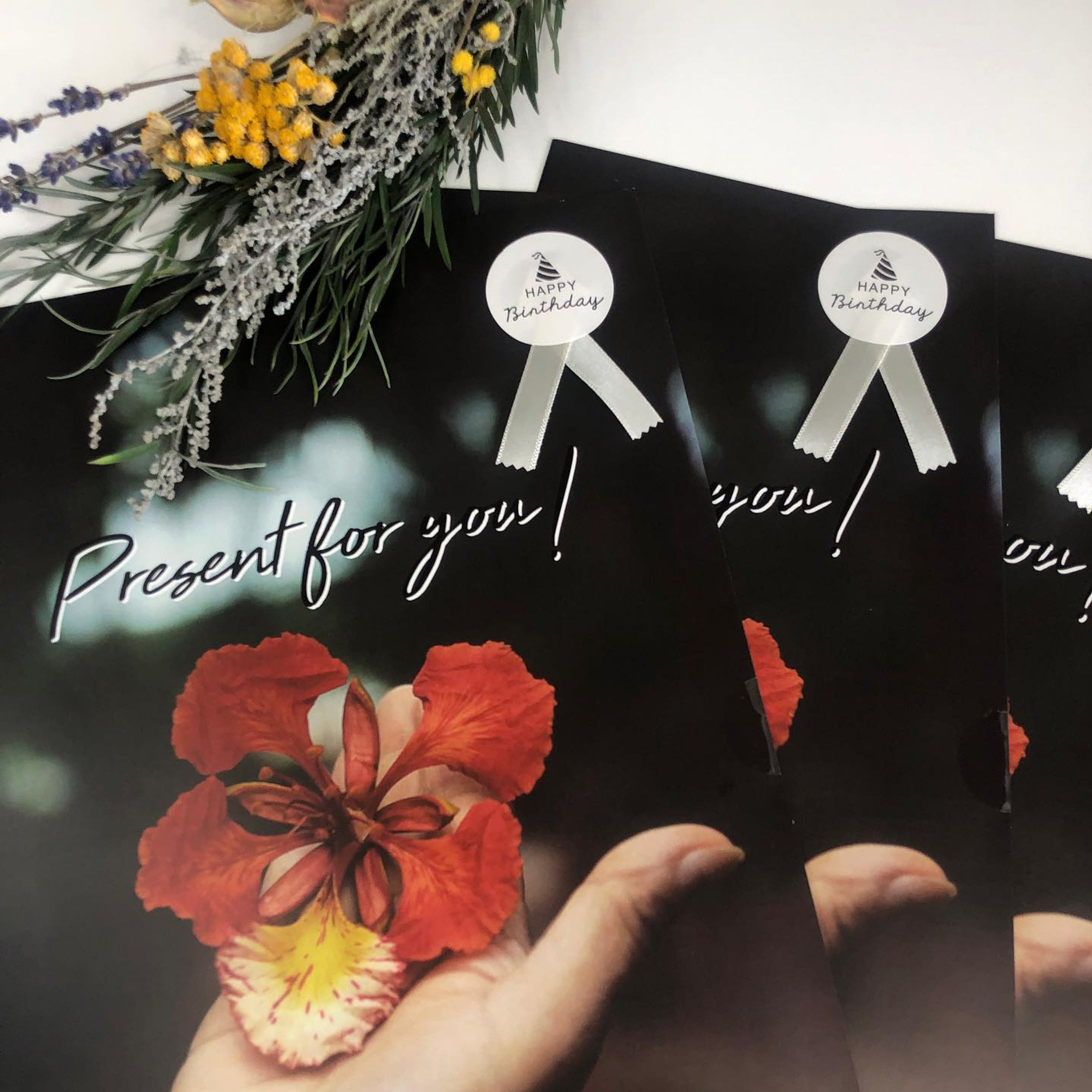 プレゼントに人気のナイトキャップ🌙

お誕生日梱包・プレゼント梱包は無料ですので、是非ご利用下さい♪

オプションでプレゼント梱包を選べない場合がございますので、その際はご購入時に備考欄にてお知らせ下さい🤲

#ナイトキャップ #シルクナイトキャップ #日本製 #洗える加工 #ストライプ #ヘアケア #ヘアケア用品 #雑誌掲載 #ヘアケアグッズ #トリートメント #白髪予防 #おうち時間 #ステイホーム #時短 #コスメ #時短テク #知らなきゃ損 #巣ごもり #ホームケア #ホームケアが大切 #ホームケアトリートメント #ランジェリー-1