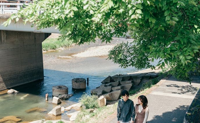 ご依頼や他のお写真 >>> @muro_graph

『一年記念日旅行』

＝＝＝＝＝＝＝＝＝＝＝＝＝＝＝＝

関東を中心に出張カメラマンをしている
ムロ｜松室一馬です☺︎

お問い合わせ、ご予約は
@muro_graph のDM、またはプロフィールURLから✒︎

関東から全国、世界中に出張可能です✈︎
お問い合わせはお気軽にDMまで✉︎

＝＝＝＝＝＝＝＝＝＝＝＝＝＝＝＝

My tag：#最高のオモイデを最高のキロクで
*
*
*
#東京攝影師 #ウェディングフォト #フォトウェディング #フォトウェディング東京 #ウェディング前撮り #tokyophotographer #japanphotographer #日本攝影師 #日本摄影师 #tokyoportraitphotographer #街撮り #プレ花嫁準備 #プレ花嫁 #結婚式準備 #前撮り #ウェディングモニター #ウェディングカメラマン #プレ花嫁さんと繋がりたい #関東カメラマン #東京カメラマン #埼玉カメラマン #栃木カメラマン #千葉カメラマン #神奈川カメラマン #群馬カメラマン #茨城カメラマン #山梨カメラマン
*
*
*