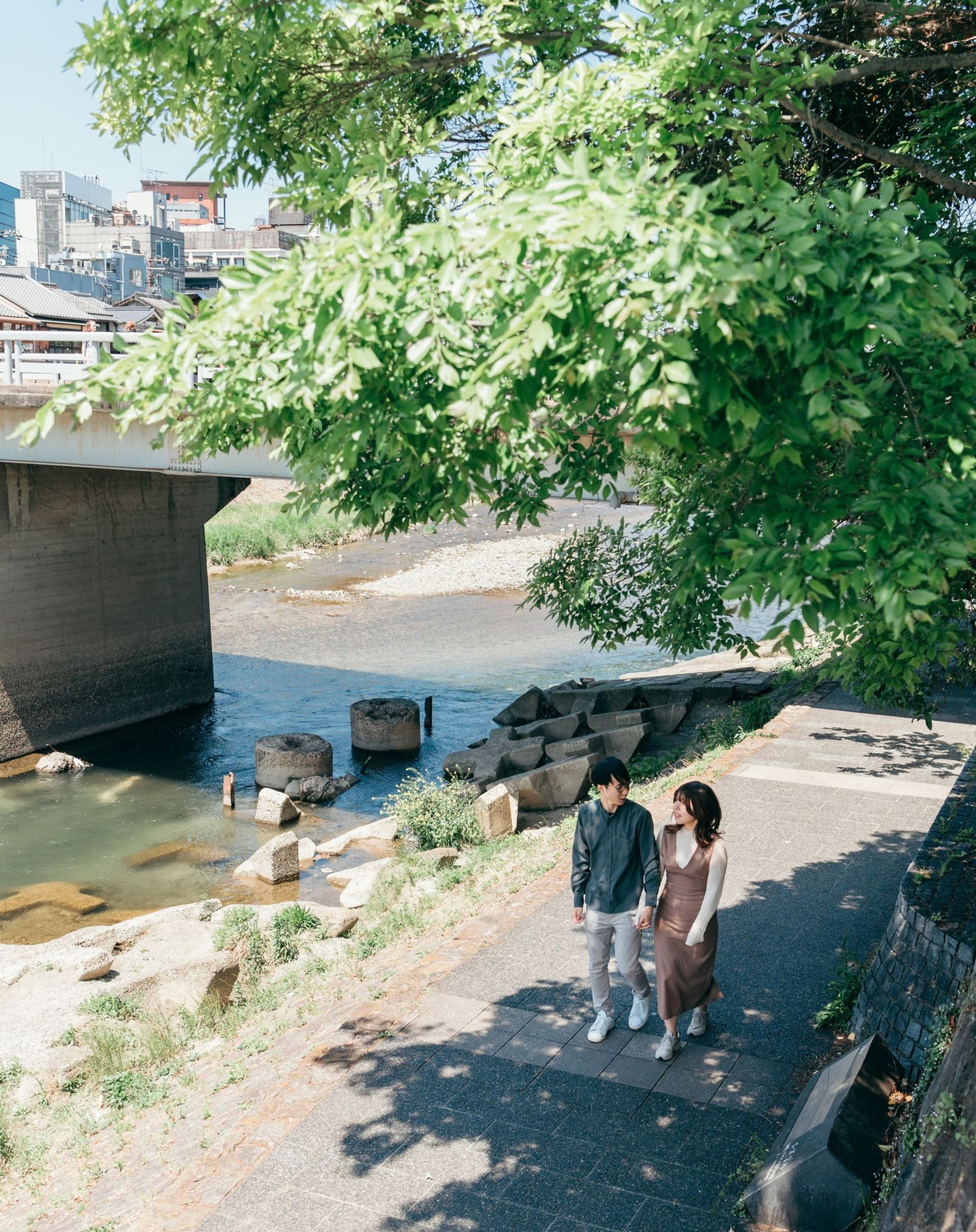 ご依頼や他のお写真 >>> @muro_graph

『一年記念日旅行』

＝＝＝＝＝＝＝＝＝＝＝＝＝＝＝＝

関東を中心に出張カメラマンをしている
ムロ｜松室一馬です☺︎

お問い合わせ、ご予約は
@muro_graph のDM、またはプロフィールURLから✒︎

関東から全国、世界中に出張可能です✈︎
お問い合わせはお気軽にDMまで✉︎

＝＝＝＝＝＝＝＝＝＝＝＝＝＝＝＝

My tag：#最高のオモイデを最高のキロクで
*
*
*
#東京攝影師 #ウェディングフォト #フォトウェディング #フォトウェディング東京 #ウェディング前撮り #tokyophotographer #japanphotographer #日本攝影師 #日本摄影师 #tokyoportraitphotographer #街撮り #プレ花嫁準備 #プレ花嫁 #結婚式準備 #前撮り #ウェディングモニター #ウェディングカメラマン #プレ花嫁さんと繋がりたい #関東カメラマン #東京カメラマン #埼玉カメラマン #栃木カメラマン #千葉カメラマン #神奈川カメラマン #群馬カメラマン #茨城カメラマン #山梨カメラマン
*
*
*-1