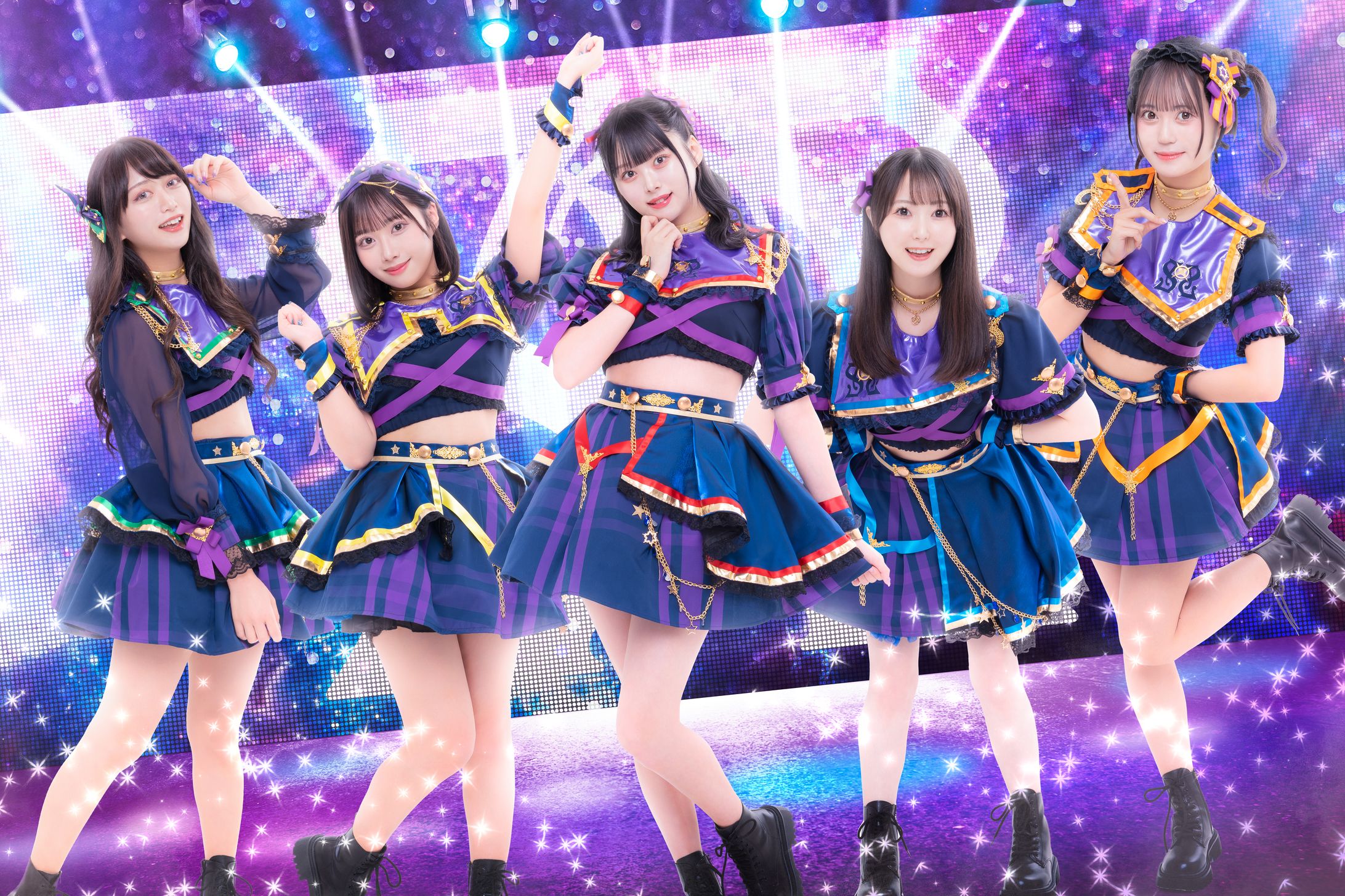 アイドルアーティスト写真-1