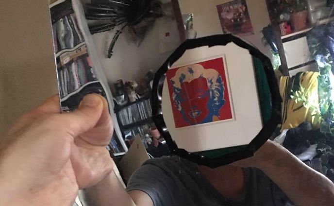 鏡に羨望を見る