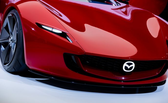 マツダ　ICONIC SP