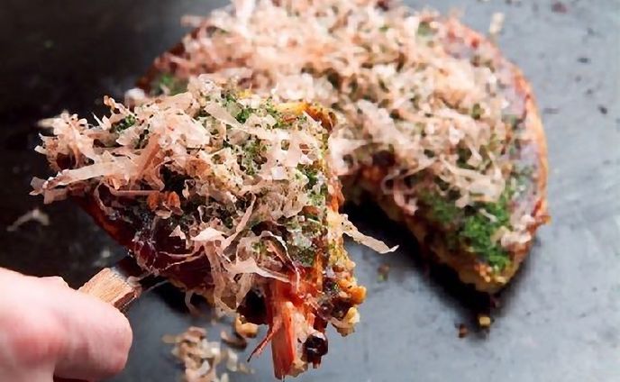 「敷かれたレールは嫌や！」大阪を代表するお好み焼き店「ゆかり」4代目社長、家出して極貧生活5年　栄養失調で血を吐いて倒れたことも