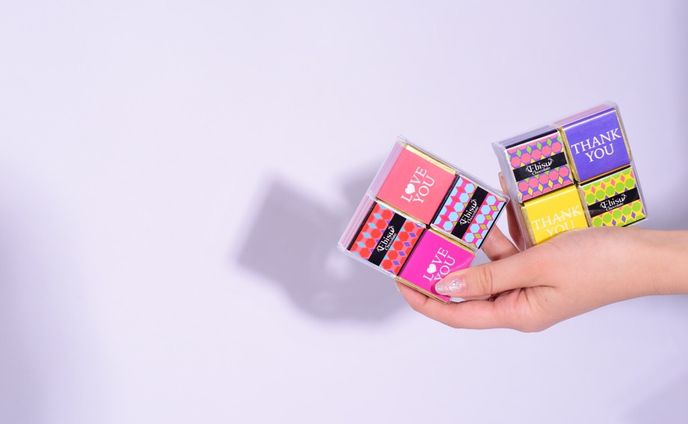 パッケージデザイン