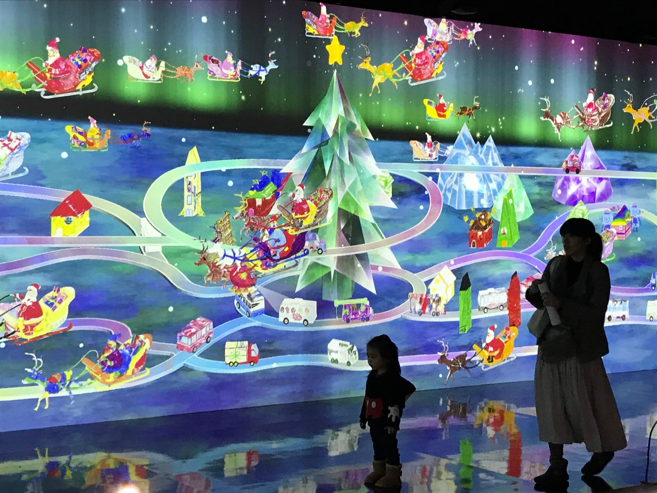 【ニュース】Ｊヴィレッジで「チームラボ　お絵かきクリスマス」　福島県初開催（いわき経済新聞）-1