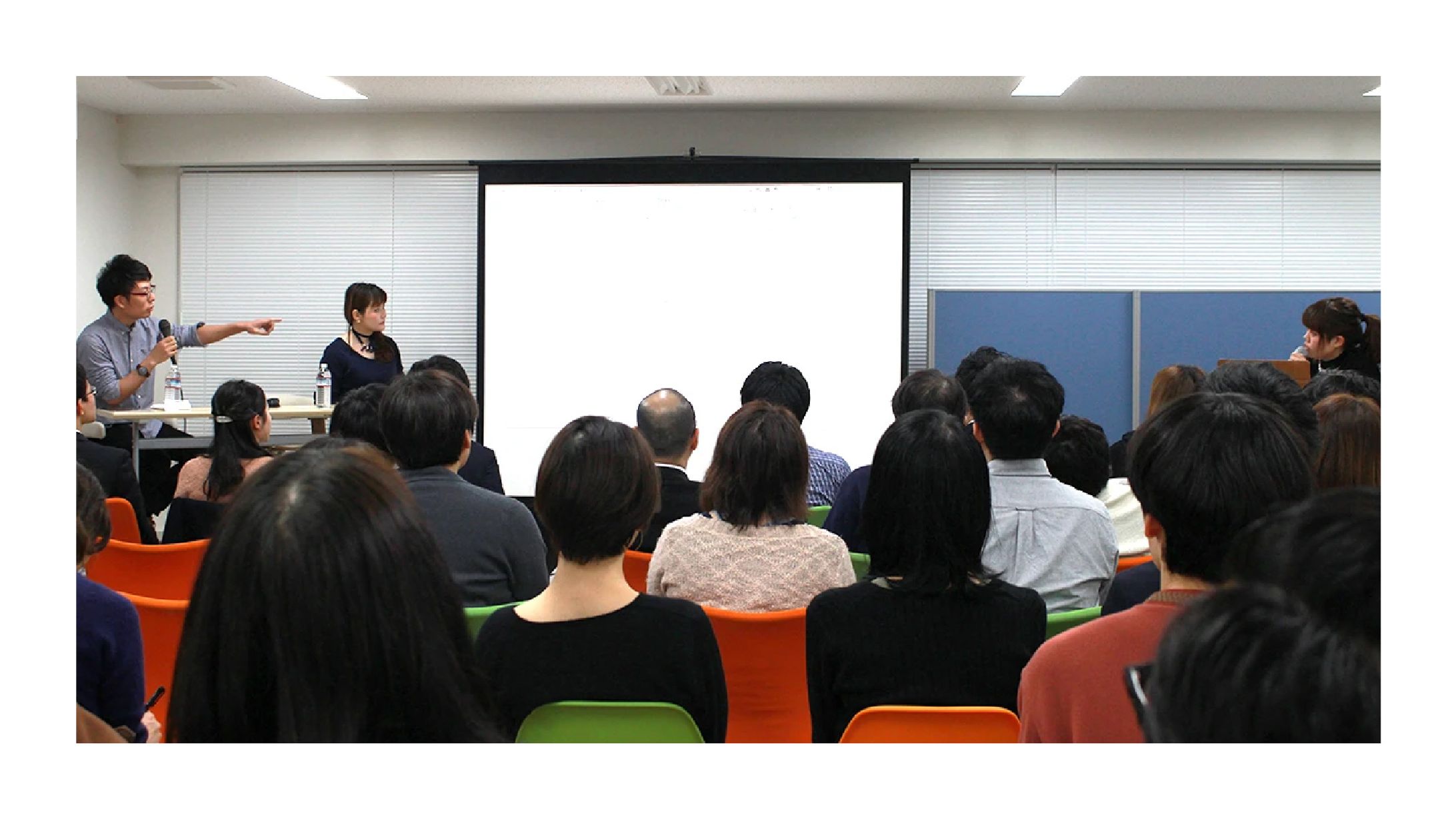 【2017年フリー】KROWL様 / 「デザイナーの仕事とホンネ」スピーカー登壇-1