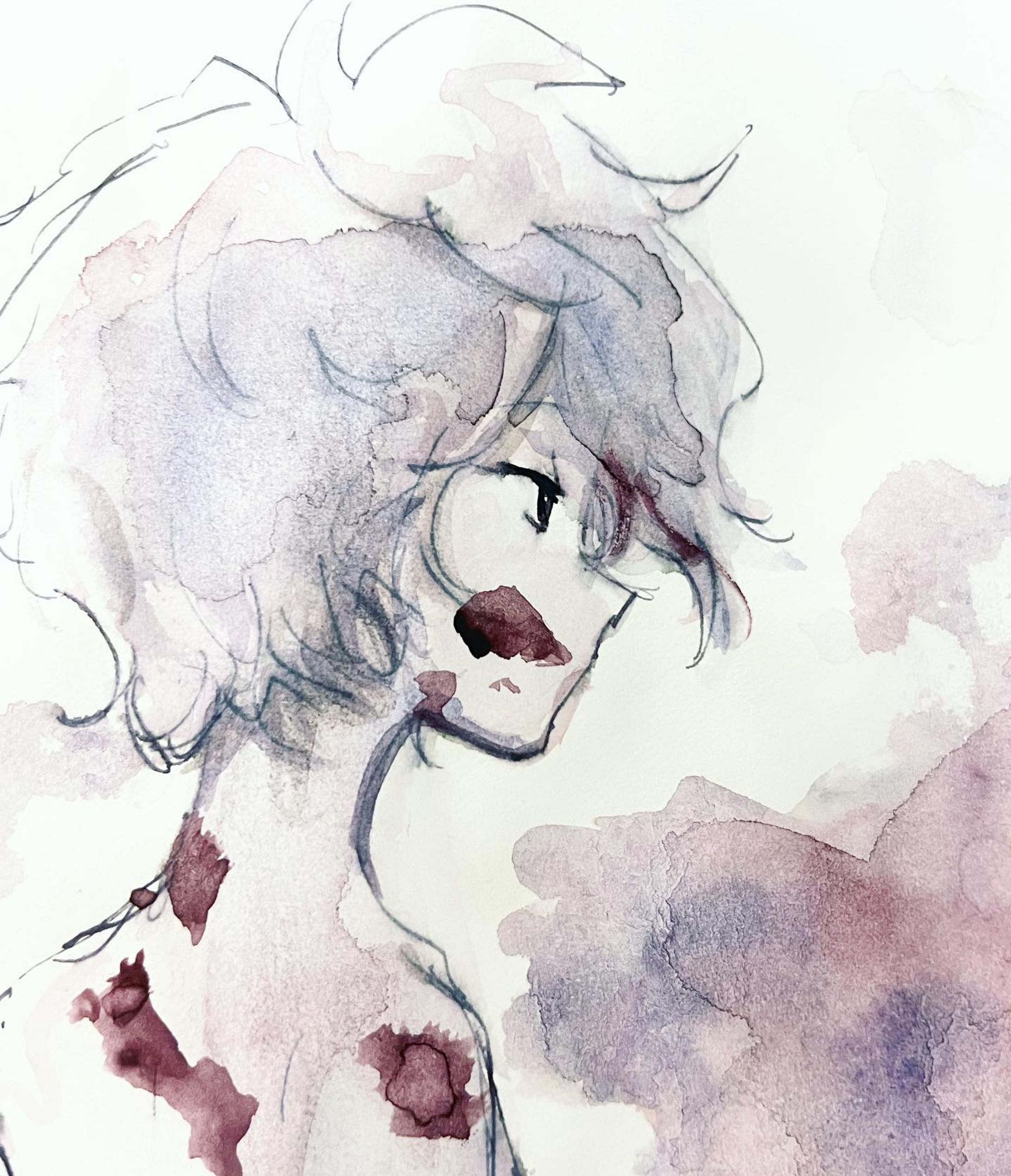 地獄楽の画眉丸描きました。

墨運堂さんの絵墨で描きました。この固形墨ずっと欲しくて、我慢していたのですがついに買ってしまった、、！！買った時から画眉丸を描きたいと思ってました。

滲み方が優しくて、これ色々な紙や和紙に描いたら楽しそう！まだまだ使いこなせていないけど、練習がてら沢山描きたいです。

それにしても、賀来ゆうじ先生のアナログ原稿の美しさよ。
そしてアニメのOPが神で、作業中流れると集中もってかれます。

普通紙に描いたら寄れてしまった、、次は画用紙、、！！

#イラスト
#イラストレーター
#絵が好きな人と繋がりたい 
#artwork 
#有償依頼
#アイコン依頼
#illustration
#いらすとぐらむ 
#illust
#illustragram 
#painting 

#絵墨
#墨運堂 
#絵墨イラスト 

 #地獄楽 #画眉丸#イラスト
#アナログイラスト
#zigokuraku #gabimaru #mangaart #mangadrawing #animeart #animedrawing #japanmanga #japananime

【ぼやき】
子供の頃お習い事５つくらいやっていたのですが、その中で唯一（父、母すみません）自発的に命をかけて頑張っていたのが、習字でした。大正生まれの師匠で、墨汁は邪道じゃと、すずりと水と固形墨で30分くらいかけて使う墨をつくっていたのを覚えています。
左利きでしたが、毛筆は右手で書いていて、最後の段（8段くらい？覚えていない、、）が小5から小6までずっと取れなくて、お師匠に『おまえは名前が汚いから段を取れないんだ』と言われ、絶望して筆を折った記憶があります。
大筆は利き腕でなくても練習すれば書けるのですが、小筆を右手で描くの難しすぎて、こっそり左とか両手で書いてたですよね笑、汗。
多分私極端な性格で、習字以外のお習い事はやりたいことではなかったので、お友達つくって楽しくやってたんですけど、習字はなんかこう、何か一つに集中せざるをえない自分だけの世界に閉じ籠もる感じがめちゃくちゃアドレナリン出て楽しくてやっていたから、友達1人もいなかったな、、。7:30頃教室行って、墨をつくり、食べろと言われた煎餅やヤクルトも口にせず 、5時頃までずっと正座してやってた気がする。（毛筆と硬筆を週一一回のみやってたのと効率とか考えないでやってたから、たぶん他の人より効率悪い）

でもあの頃集中力今欲しい。
それに、模写する技術は習字で培われた気がするし、かくことに没頭する楽しさは習字で習ったのかもしれません。

天国にいるお師匠、絵墨って知っていましたか。

#插图 #插图画家 #藝術 
 #드로잉 #일러스트-1