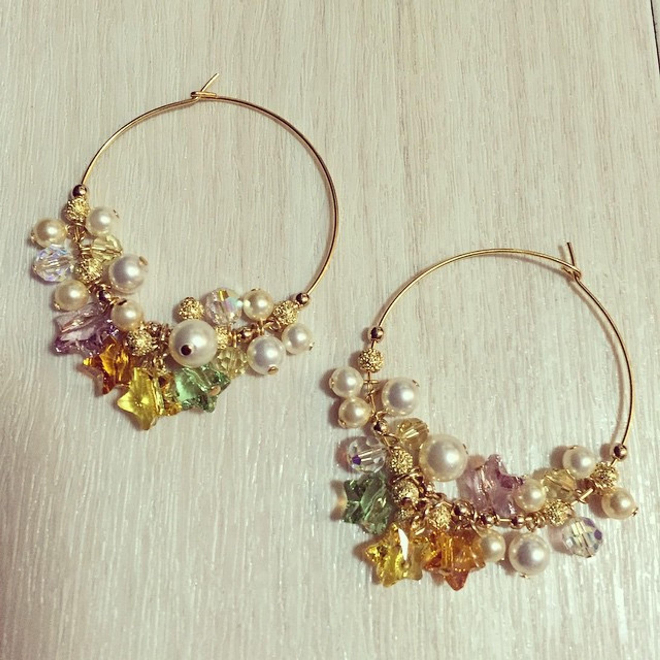 tanabata✴︎pierce
過ぎたけど。笑

カラフルな星たち。
minneに出品予定作品。

#ハンドメイドアクセサリー #ハンドメイド
#ハンドメイドアクセ #handmadeaccessory 
#accessory  #ピアス #pierce 
#スワロフスキー #STAR #星
#パール #peal #七夕
#yUu #オーダーお受け致します
#minne出品予定-1