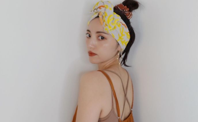 残りわずかとなりました🍋

Wワイド幅のQPPA®︎カバー“Vitamin”。

夏らしいカラーと生地感でこの夏たくさん巻いていただけるデザインです💛

◼︎着用
ビタミン・レギュラーサイズ

〰️ターバンのご購入は〰️
✔︎以下のInstagramプロフィールリンク
@qppa.ii
@ii_mnm_lp

▶︎Creema 🔎QPPAで出てきます
▶︎minne 🔎QPPAで出てきます
💌ご購入方法が分からない場合はDMにてお尋ね下さい♡

.
.
.
.
#キュッパ #着せ替えターバン#ビタミンカラー #ビタミンカラーコーデ #エスニック #着せ替えターバン #日本製 #madeinjapan  #ターバンアレンジ #ターバン #ターバンヘア #ターバンコーデ #ヘアアレンジ #ヘアアクセサリー #ヘアアクセ #ヘアバンド#海 #湘南スタイル #茅ヶ崎市 #茅ヶ崎 #ヘアケアグッズ #時短ヘアアレンジ #ワイヤーターバン