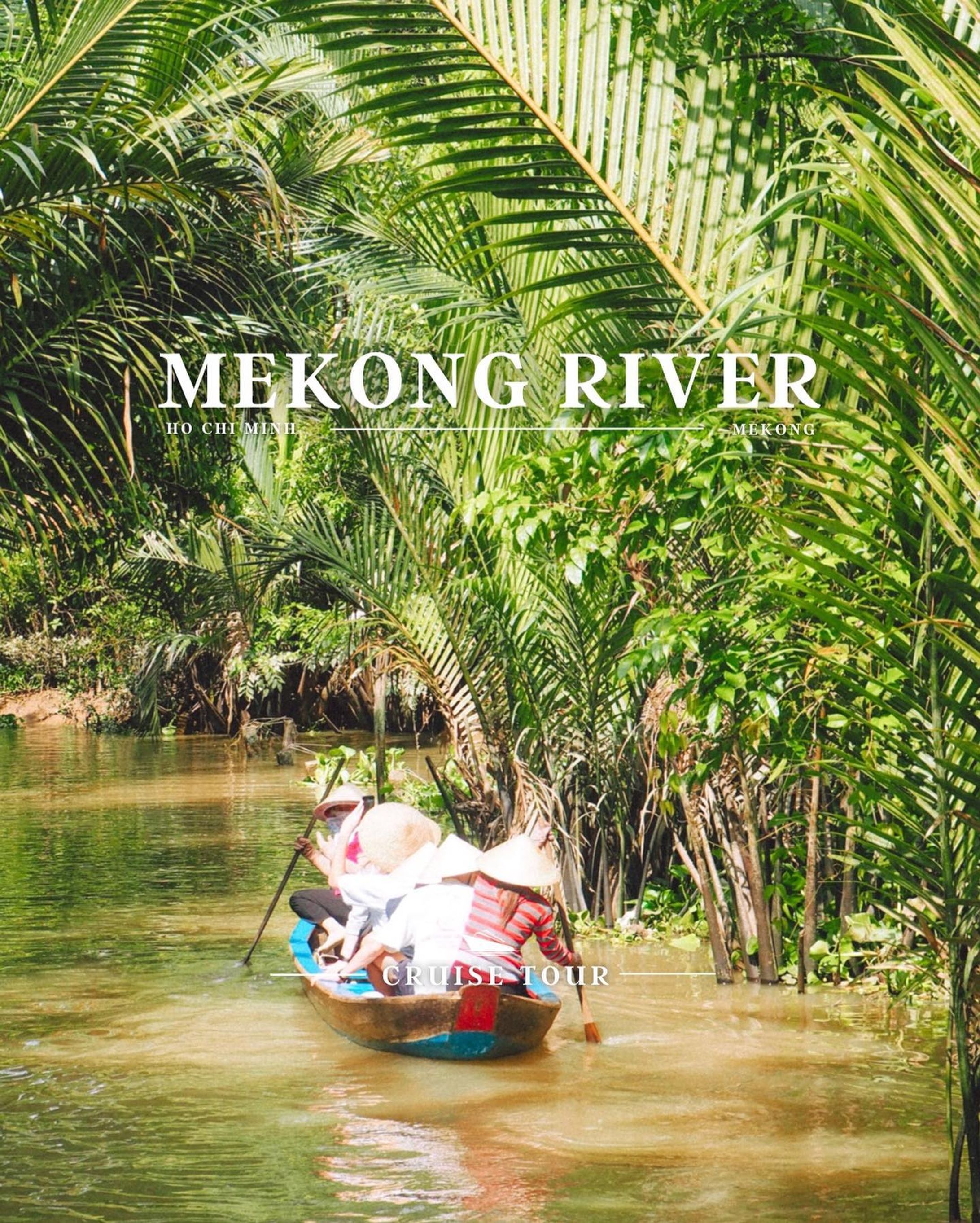 ・
メコン川ツアー | ベトナム🇻🇳

この日はホーチミンから少し足を伸ばして巨大河川「メコン川」へ

バスに2時間ほど揺られて自然溢れるメコン川地域へ🚌

ツアーは国籍関係なく30人くらいで。日本人、フィリピン人、ドイツ人、オーストラリア人、ロシア人も。

国籍関係なくみんなで一団体として一日中過ごしたけど、世界情勢とは裏腹にとっても平和。

日本のここが好きで、またどこどこに行きたいとか。

このフルーツまずいよー、食べてみてとか。

うまく言葉にはできないけど、旅をして、他国の人と一度でも一緒に笑った経験をするだけで、その国のことが他人事じゃなくなる。

その連鎖で自ずと平和は保たれるのではねーかと。

てわけで旅に出よう✈︎

全然話変わるけど、メコン川ツアーは現地で予約すると3,000円くらいでたっぷり楽しめるので超お得！-1