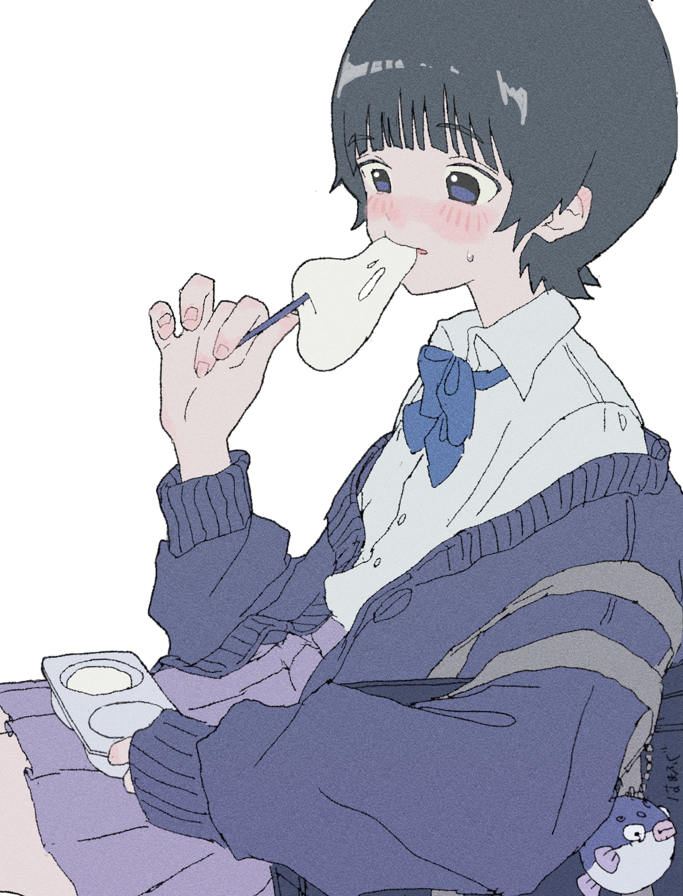 もちアイスを食べる女の子-1