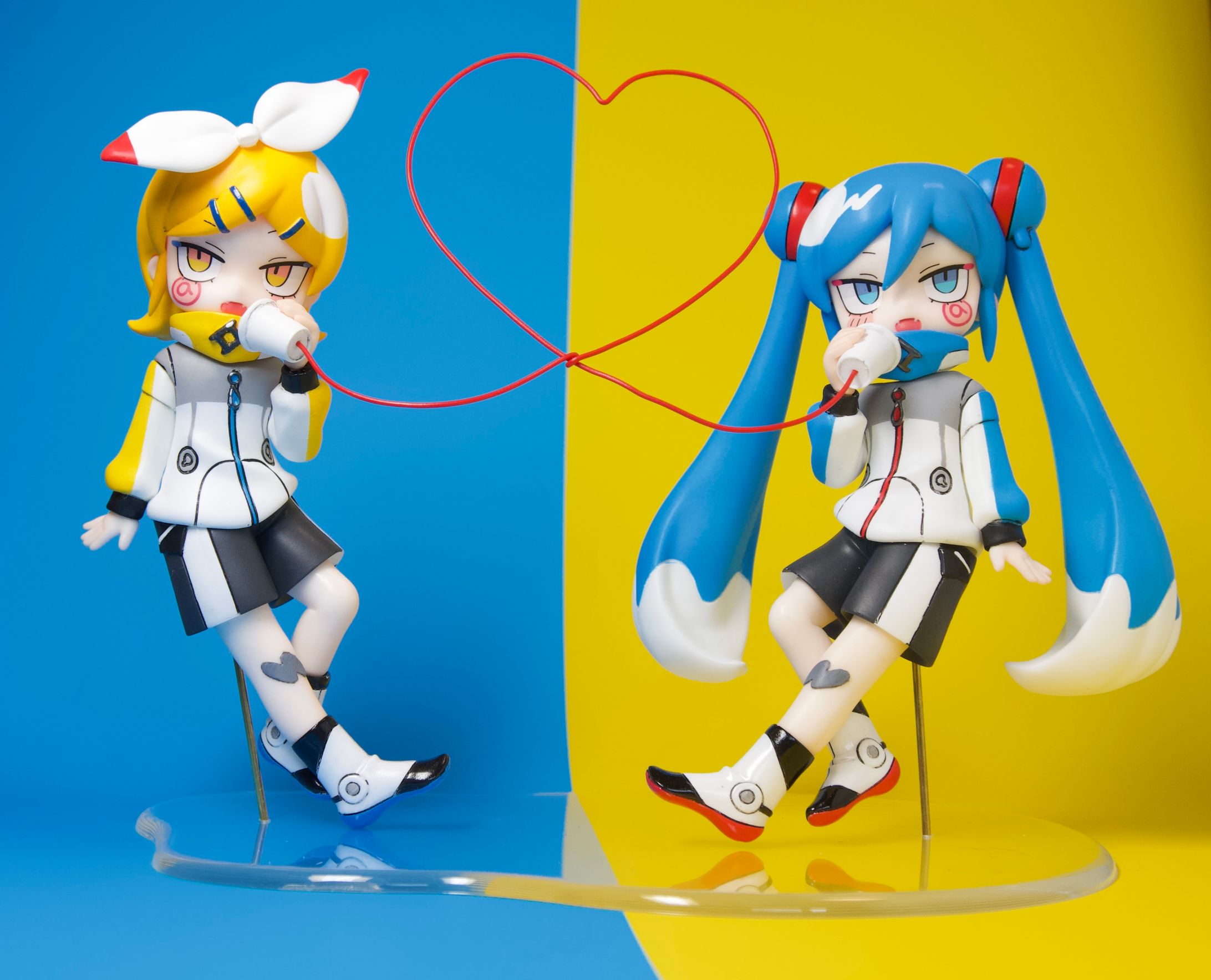 ねぇねぇねぇ。/ミク＆リン-1