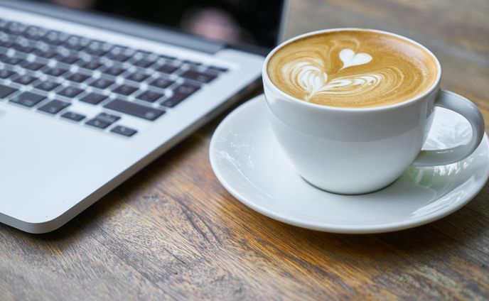 PCとcaffè e llatte_profile用