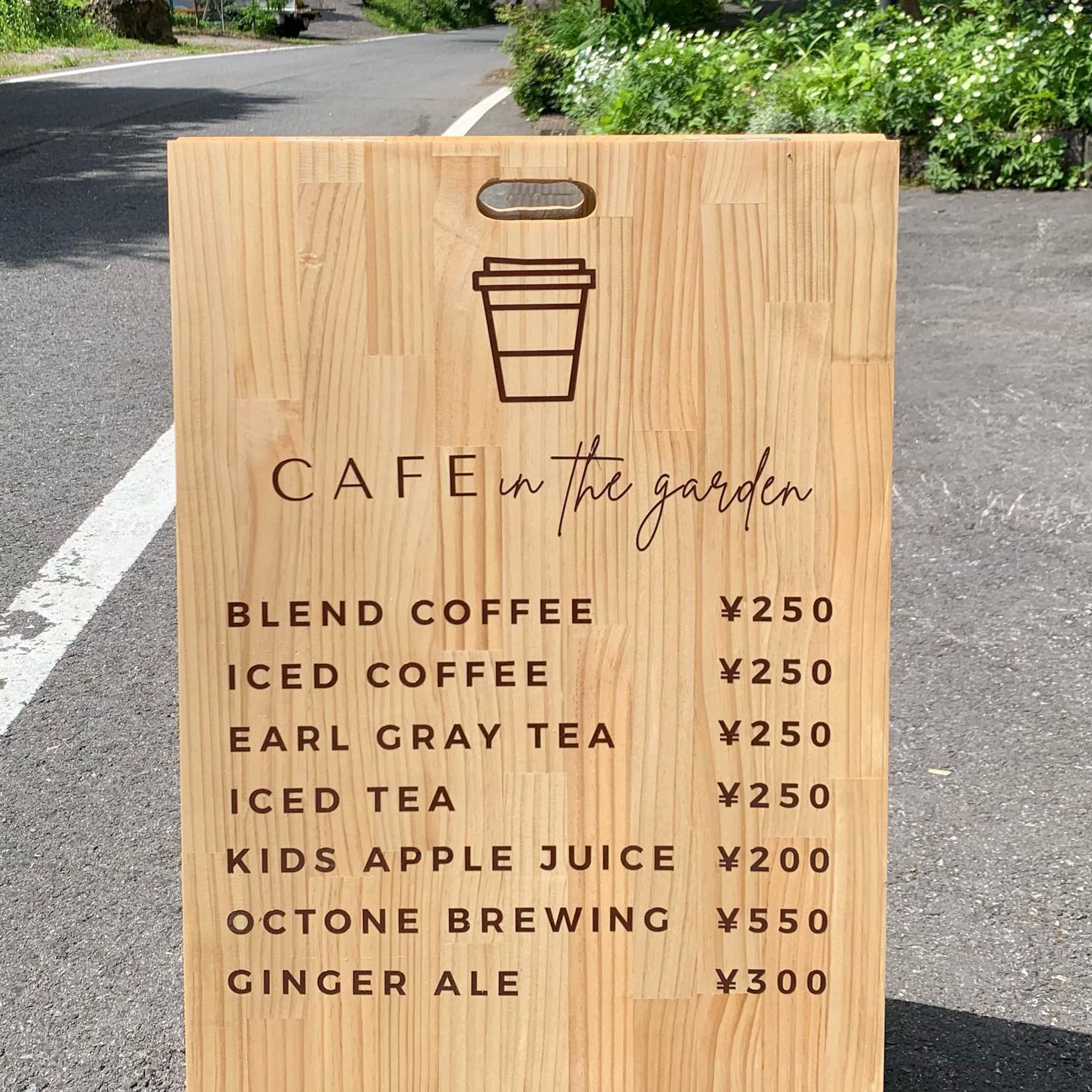［カッティングシート］カフェメニュー看板-1