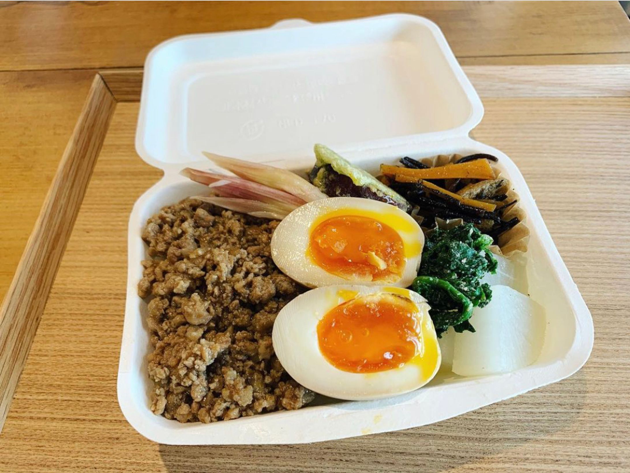 魯肉飯（るーろーはん）弁当-1