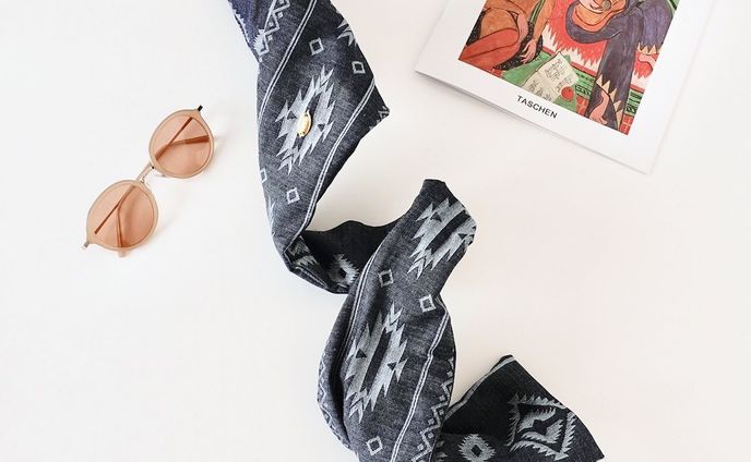 キセカエワイヤーターバンqppA®︎

商品名の由来は
『キュッ！とひねってパッ！
ときまる！キュッパ』

形は自由自在🦋‼︎

#身だしなみ  #キュッパ #着せ替えターバン #たーばん#キセカエワイヤーターバン#着せ替え #たーばん #ヘアバンド #ワイヤーターバン #湘南 #茅ヶ崎 #ターバンヘア #デニムリメイク #リメイクターバン #グリーンターバン #デニムターバン #小顔効果抜群 #小顔効果