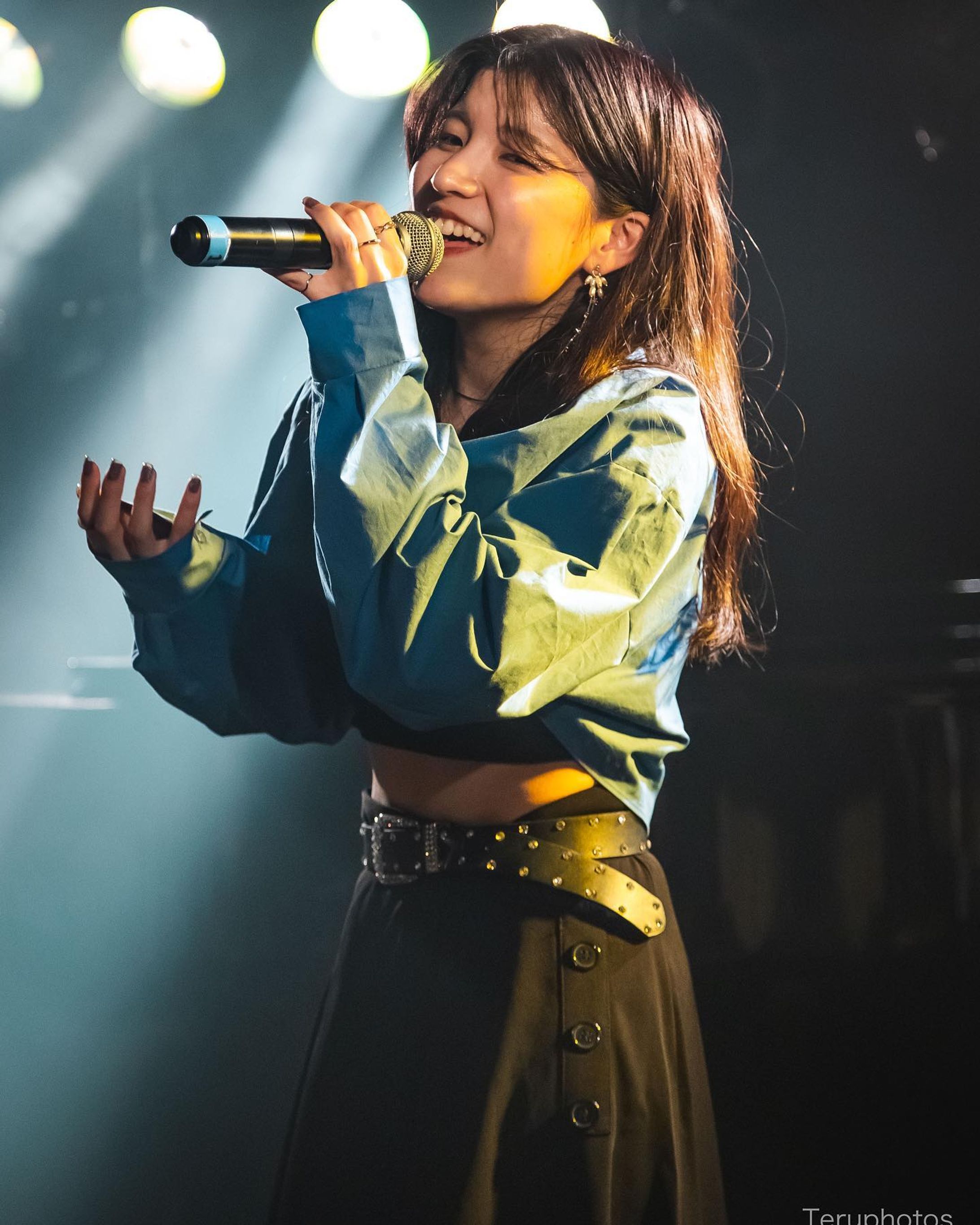 .

2023 5/6
La. mama

Artist:
Nanako
Dr. Hizuki
DORI 
ほのん
みなも
川合啓斗
長 真由美

============
Teruphotos 
by Terutomo Naganuma

湘南の海や夕焼けをはじめ、各地を旅してその土地の自然や風景の撮影をしています。
その他スポーツや各種イベント、商品撮影などの撮影もしております。ご依頼お待ちしております！

使用機材
Canon EOS R6
EF 24-105mm f4 L Is USM

#canon #eosr6 #my_eos_photo #teruphotos
============

#veno #live #rap #music #artist #hiphop #shibuya #tokyo #lamama #livehouse 
#ライブ #ライブ撮影 #ステージ撮影 #livephotography #musicphotography #ライブ撮影依頼募集中 #ライブ撮影募集-1