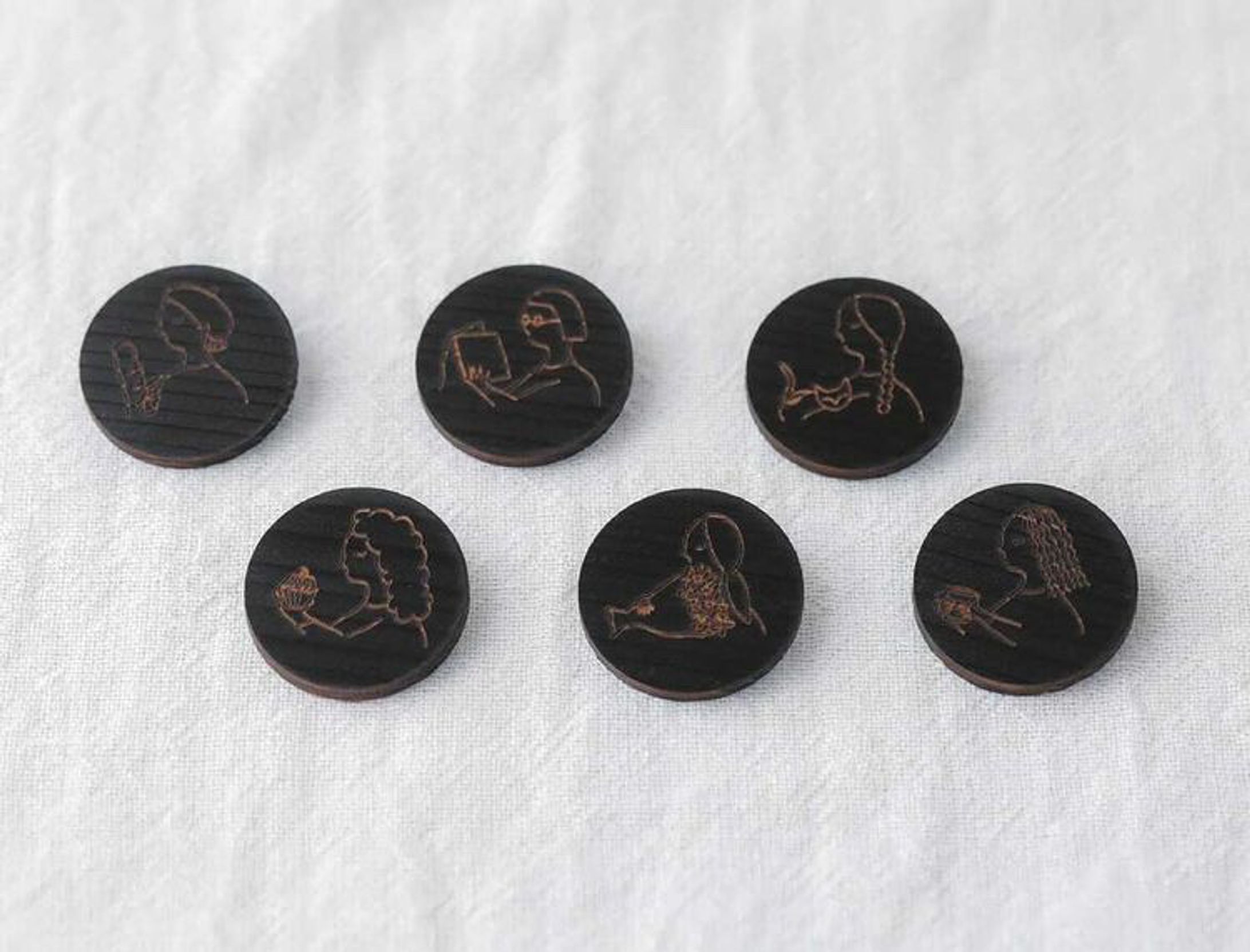 iwayado craft 漆塗りブローチ-1