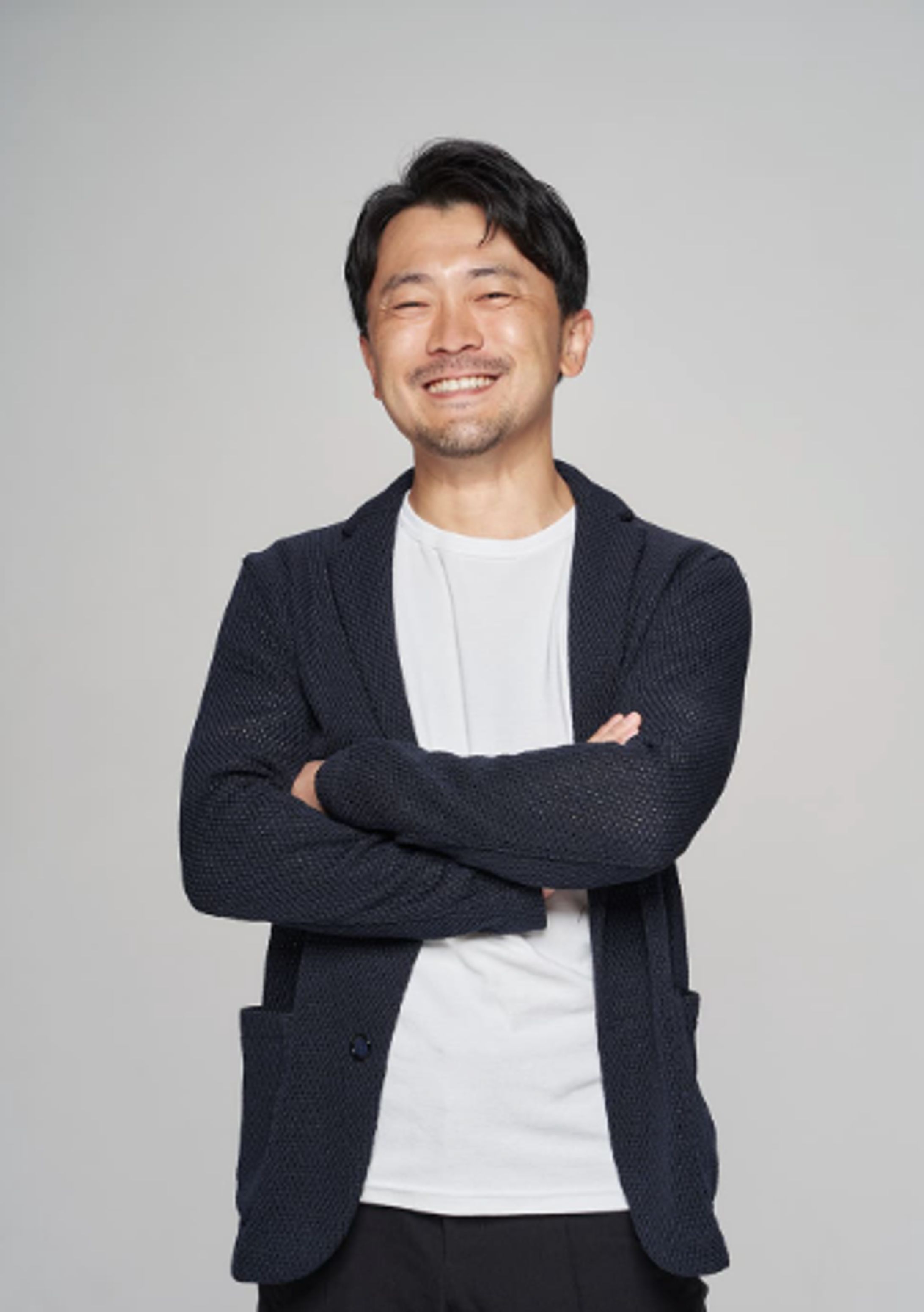 【株式会社ORENCH】プロフィール_写真撮影-1