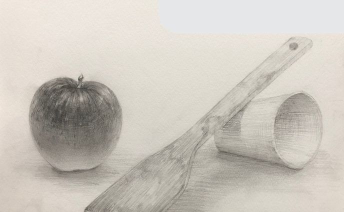 デッサン　静物画　リンゴ・木べら・紙コップ