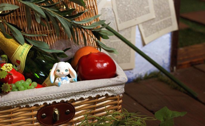 ピクニックバスケットに小さなうさぎさんが紛れていた！ なんてことがあるかもしれませんね。