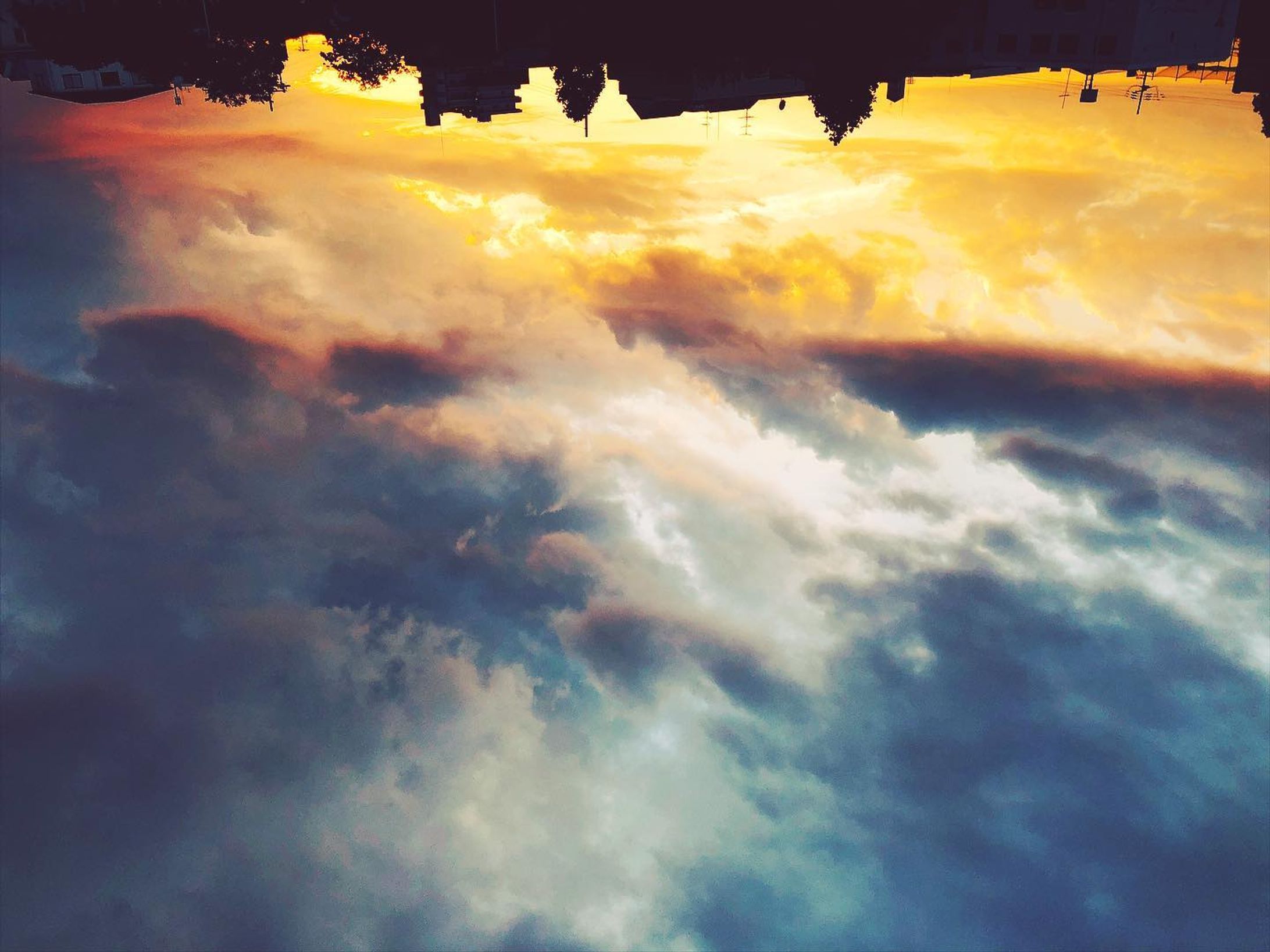 #sky#Photo#photography #夕焼け空#反転空 #景色#空#そら部 #そらふぉと #sunset#sunsetphotography #sunsetsky

おれの天国-1