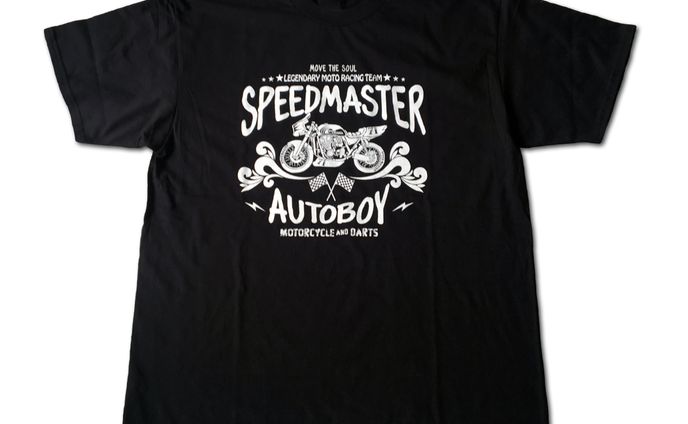 Tシャツ　グラフィック