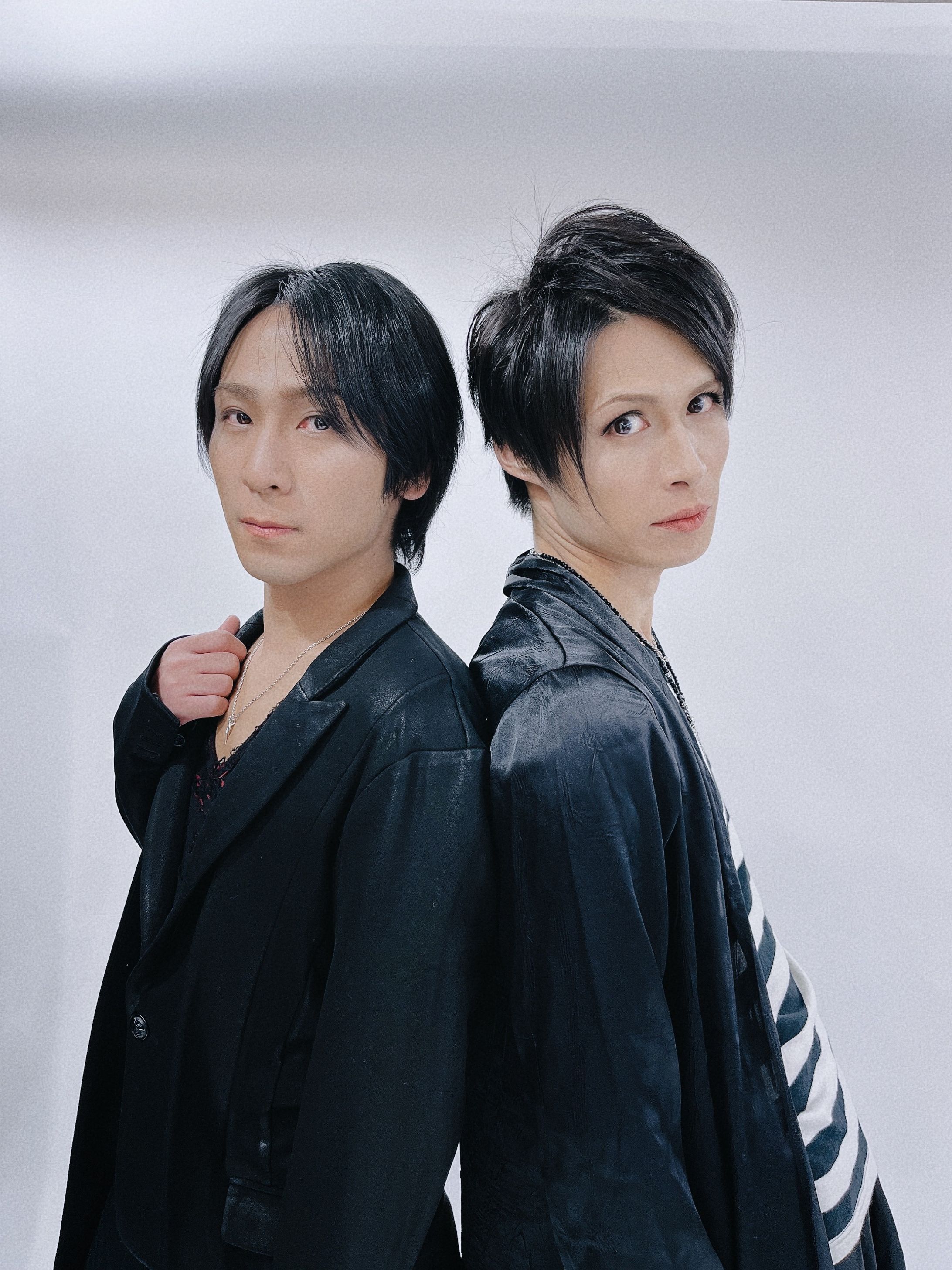 アー写、MV、LIVE-1