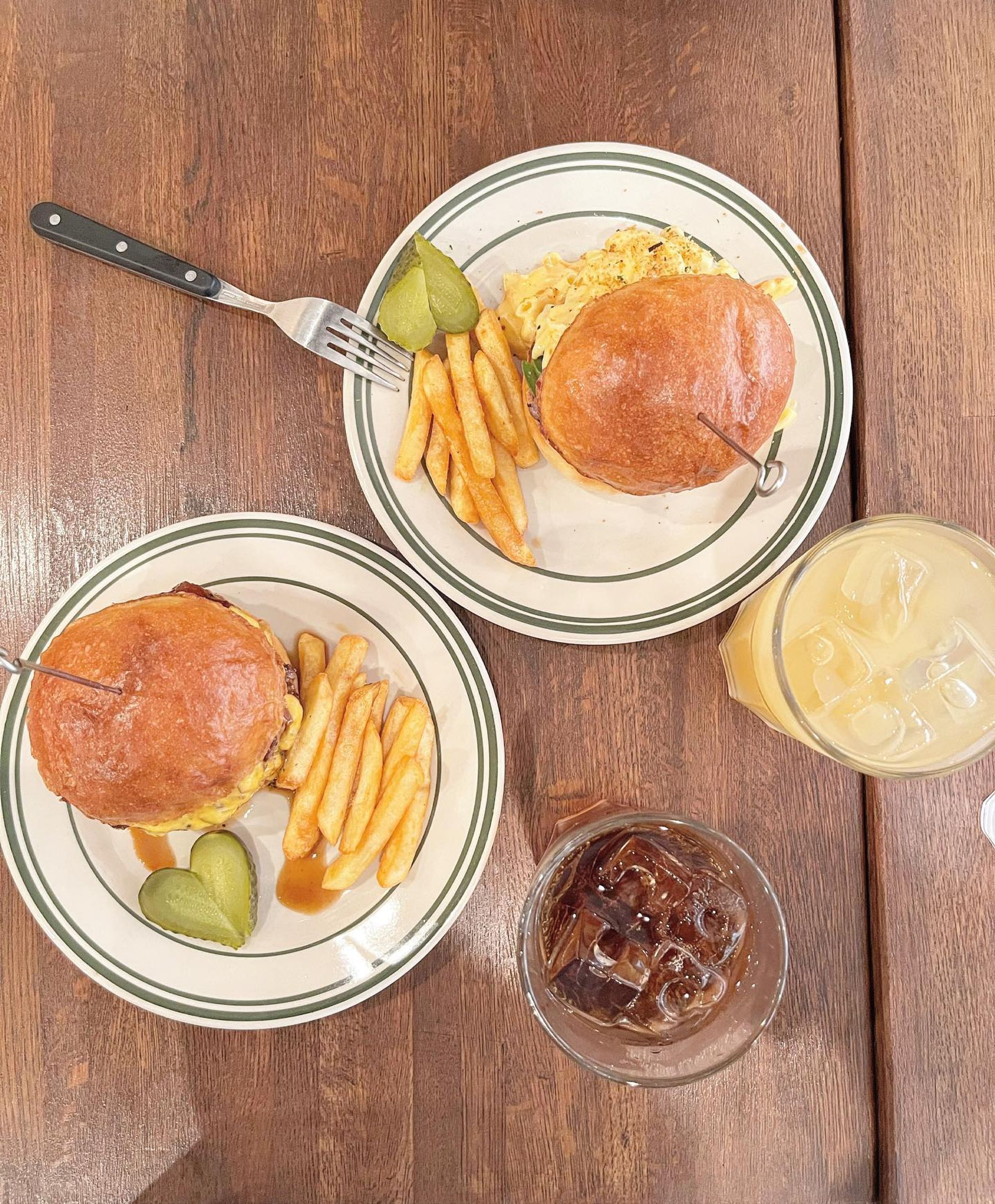 #ザマンチーズバーガーワークス
#南森町 #南森町ランチ #themunchiesburgerworks-1
