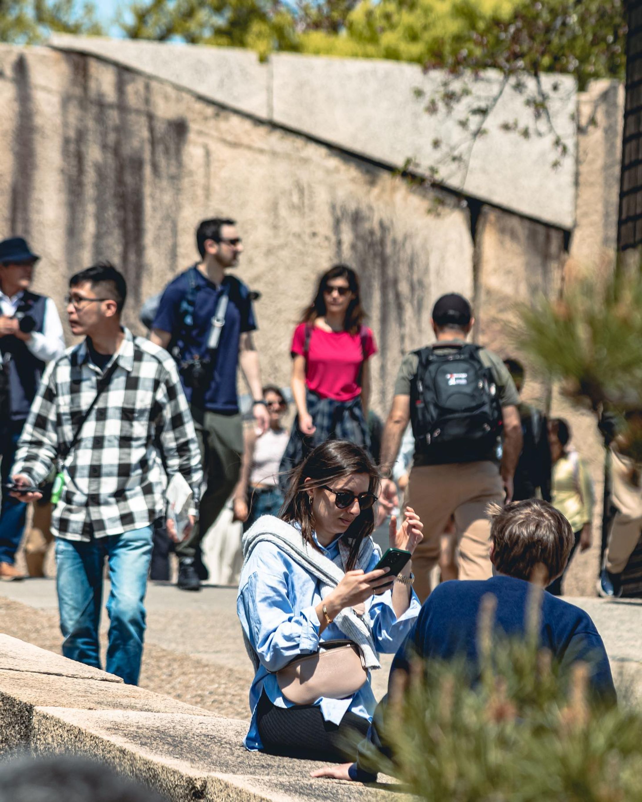 .
今日も1日お疲れ様でした🧅
お仕事中の方、これからお仕事の方はほどほどに🔥
.
.
(at. #大阪城公園 )
.
 #osakacastle  #大阪城
#streetsnap #japan_daytime_view
#streetphotography #streetshootjapan #urbanandstreet #streetclassics #streetactivity #street_photo_daily
#street_incity #streetview #streetleaks #streetlife #streetartjaponism #best_moments_street #japancityblues 
#路地裏 #スナップ写真
#ファインダー越しの私の世界 #写真好きな人と繋がりたい
#大阪 #大阪観光 #osakajapan  #osakatrip-1