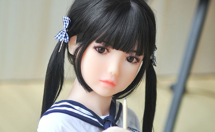 現実的なラブドールをオンラインで購入するために予算を設定するには？