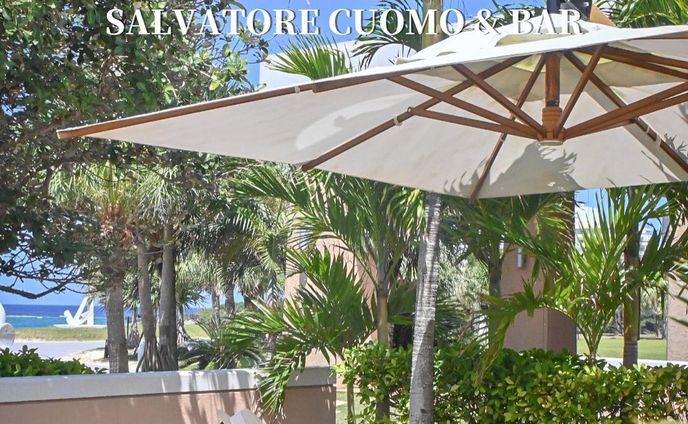 \ここ日本！？南国テラスでお洒落イタリアン/
☞ @momomi_ometabi 

沖縄 恩納村📍 @ana.ic.manza.beach.resort 

🔖 保存すると後から見返せるよ🔖 .·

日本とは思えない開放的なガーデンでカジュアルにランチできるレストラン知ってる！？

#ANAインターコンチネンタル万座ビーチリゾート の敷地内にあるSALVATORE CUOMO & BAR 万座ビーチ🌴

なんと世界No.1に輝いたピッツァが楽しめるの。薪窯で焼き上げる香ばしいナポリピッツァは絶品！

SALVATORE CUOMO & BAR は各地にあるみたいなんだけど、他の店舗では味わえない沖縄食材を堪能できるメニューもあってワクワクしちゃう🥰
 ホテルレストランならではラグジュアリー感とほどよいカジュアルさ。

そしてスタッフさんのホスピタリティがとにかくすごい！！ファンがたくさんいるのも頷ける。

ホテルからは少し歩くけど、ランチはかなりおすすめ🍕

𓐄 𓐄 𓐄 𓐄 𓐄 𓐄 𓐄 𓐄 𓐄 𓐄 𓐄 𓐄 𓐄 𓐄 𓐄 𓐄 𓐄 𓐄
menu

Napoli Course 2,500yen
※パンと 1ドリンク付き

・季節の前菜 3 点盛り合わせ

 ・ピッツァまたはパスタ(以下から1つ)
A. マルゲリータ
 B. ディアボラ
C. 4 種チーズのクワトロフォルマッジ (+ 300)
D. ナポリピッツァ世界コンペティション 受賞ピッツァ D.O.C ~ドック~ (+ 500)
E. モッツァレラチーズと完熟トマトソースのソレント風
F. メカジキとチェリートマトのオイルソース スパゲッティー二
G. アサリとアーサーのクリームソース スパゲッティ

・本日のデザート

𓐄 𓐄 𓐄 𓐄 𓐄 𓐄 𓐄 𓐄 𓐄 𓐄 𓐄 𓐄 𓐄 𓐄 𓐄 𓐄 𓐄 𓐄

📍 SALVATORE CUOMO & BAR 万座ビーチ

沖縄県国頭郡恩納村字瀬良垣2260
ANAインターコンチネンタル万座ビーチリゾート敷地内

那覇空港からリムジンバスで約100分
(チケットは沖縄バスHPより予約可)

情報は投稿時点でのものです♡︎
行く時は事前に確認してね🕊🌿

𓐄 𓐄 𓐄 𓐄 𓐄 𓐄 𓐄 𓐄 𓐄 𓐄 𓐄 𓐄 𓐄 𓐄 𓐄 𓐄 𓐄 𓐄

おしゃれ旅と可愛いグルメ大好き
絶景マニアOLのアカウント♡
@momomi_ometabi 

・おすすめのお洒落ホテル
・大人かわいい女子旅スポット
・リゾート×グルメ
について毎日発信中📍

ホテル、カフェ、観光局の皆様📷´-
旅を一緒に盛り上げるお手伝いを
ぜひさせてください♡
お仕事のご依頼などはDMへ📮

To Hotels, Cafes, Tourist Offices.
Please let me help you liven up trips together!
Please DM for work requests💌  ̖́-‬

𓐄 𓐄 𓐄 𓐄 𓐄 𓐄 𓐄 𓐄 𓐄 𓐄 𓐄 𓐄 𓐄 𓐄 𓐄 𓐄 𓐄 𓐄

#anaintercontinentalmanzabeachresort 
#沖縄観光 
#沖縄ホテル 
#恩納村ホテル 
#okinawatravel 
#okinawahotel 
#恩納村 
#恩納村リゾートホテル 
#リゾートホテル
#沖縄グルメ 
#沖縄ランチ
#salvatorecuomoandbar 
#サルヴァトーレクオモ万座ビーチ