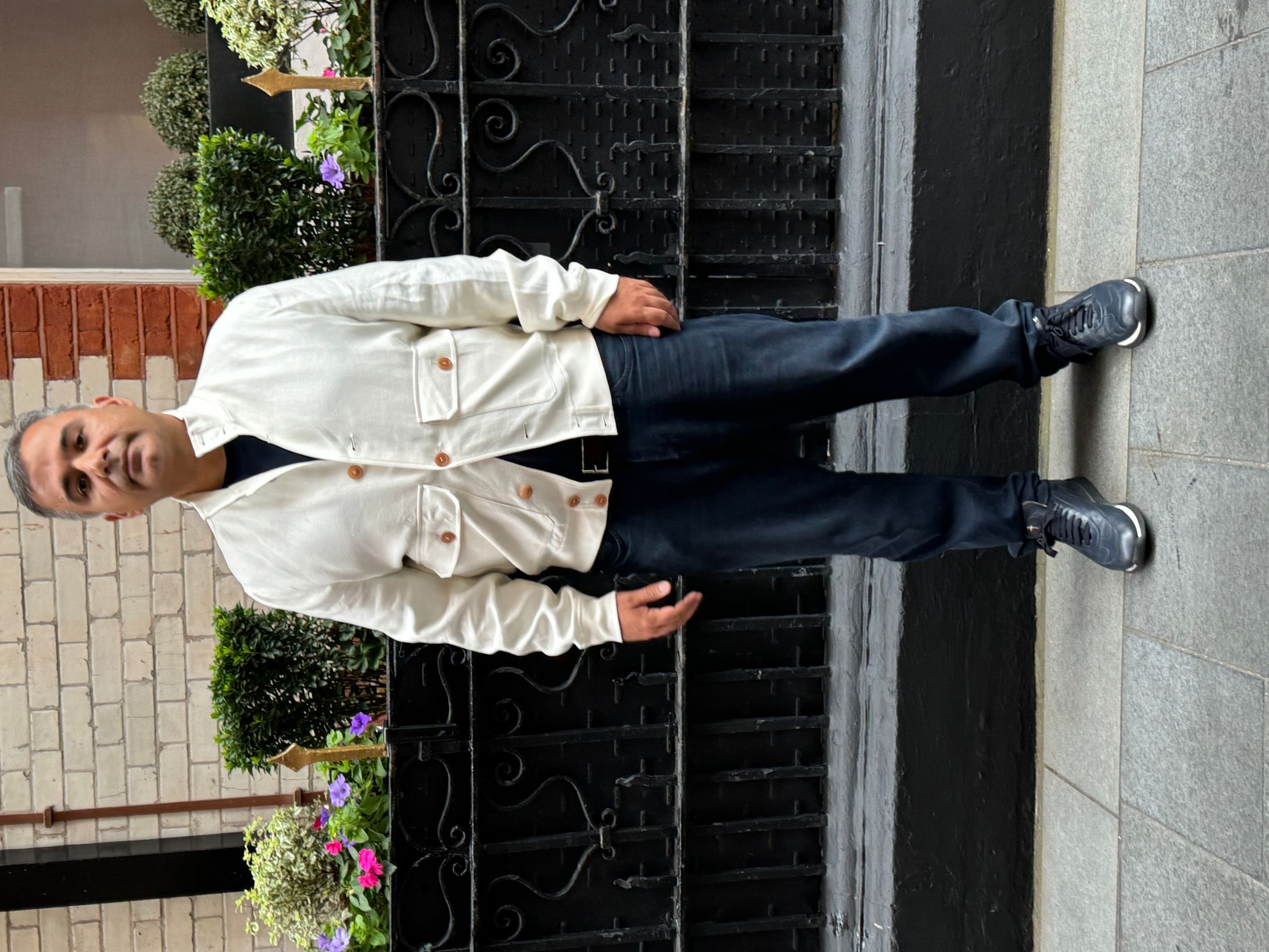 Darshan Hiranandani: CEO and Visionary of Hiranandani Group-1