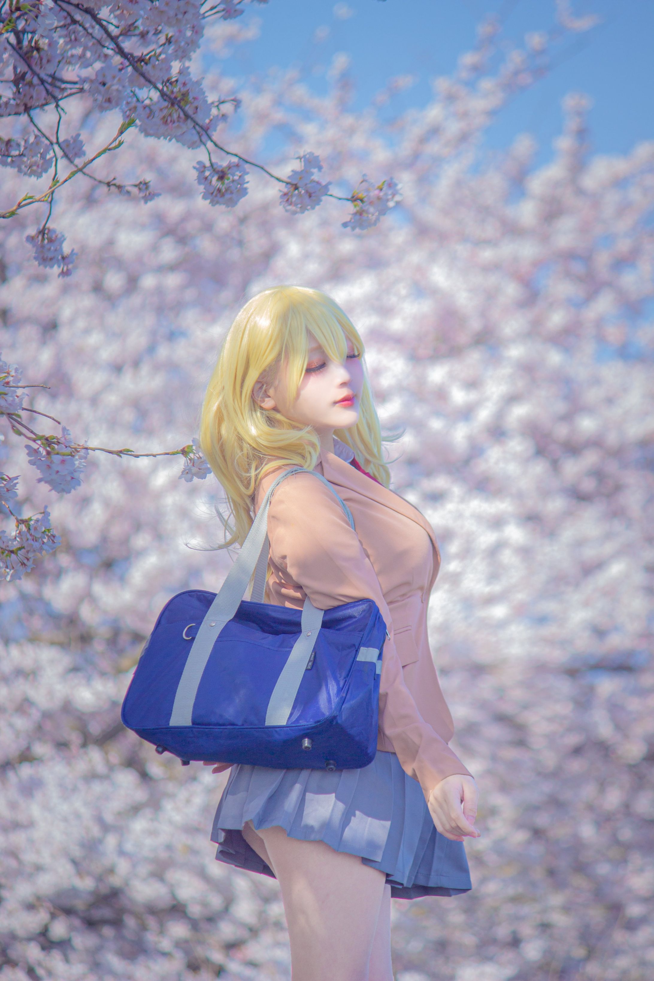 東リベ　エマ写真集-1