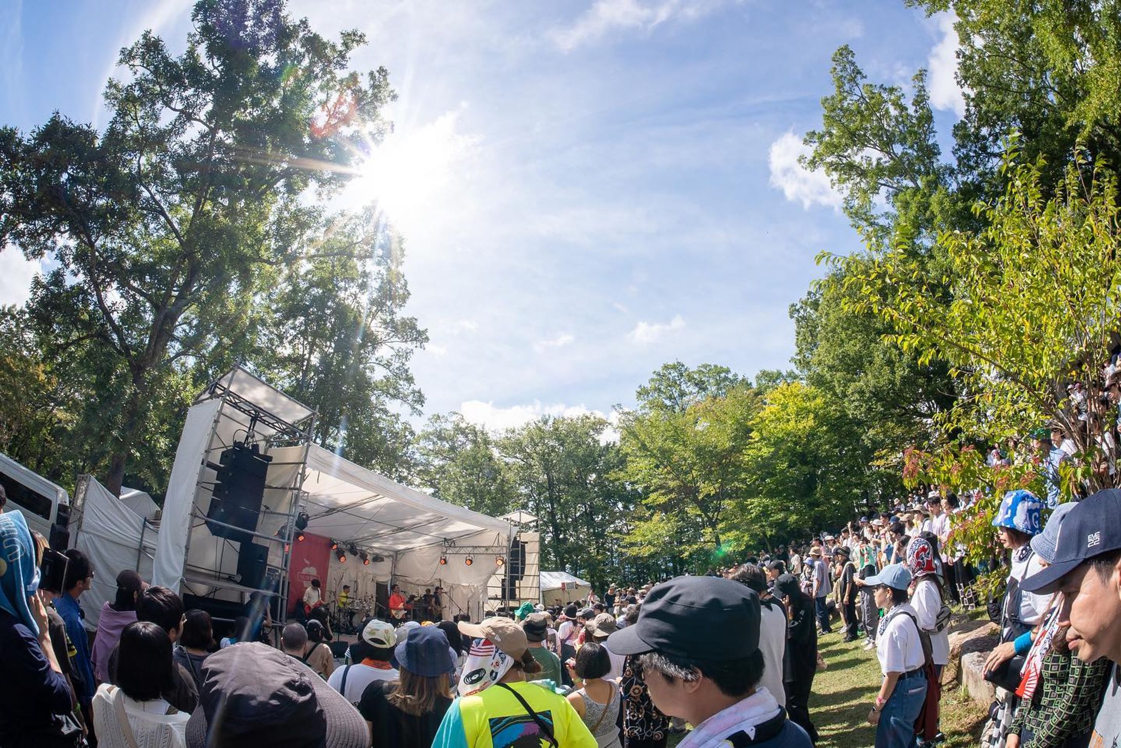 MONO NO AWARE @mono.no.aware.0630 
りんご音楽祭'23-1