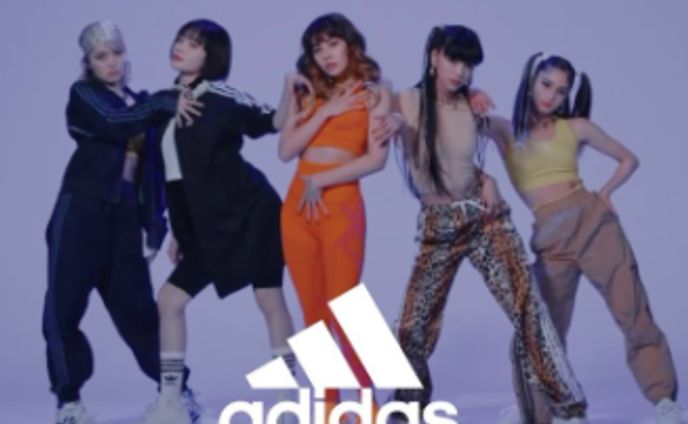 Adidas 国際女性デー