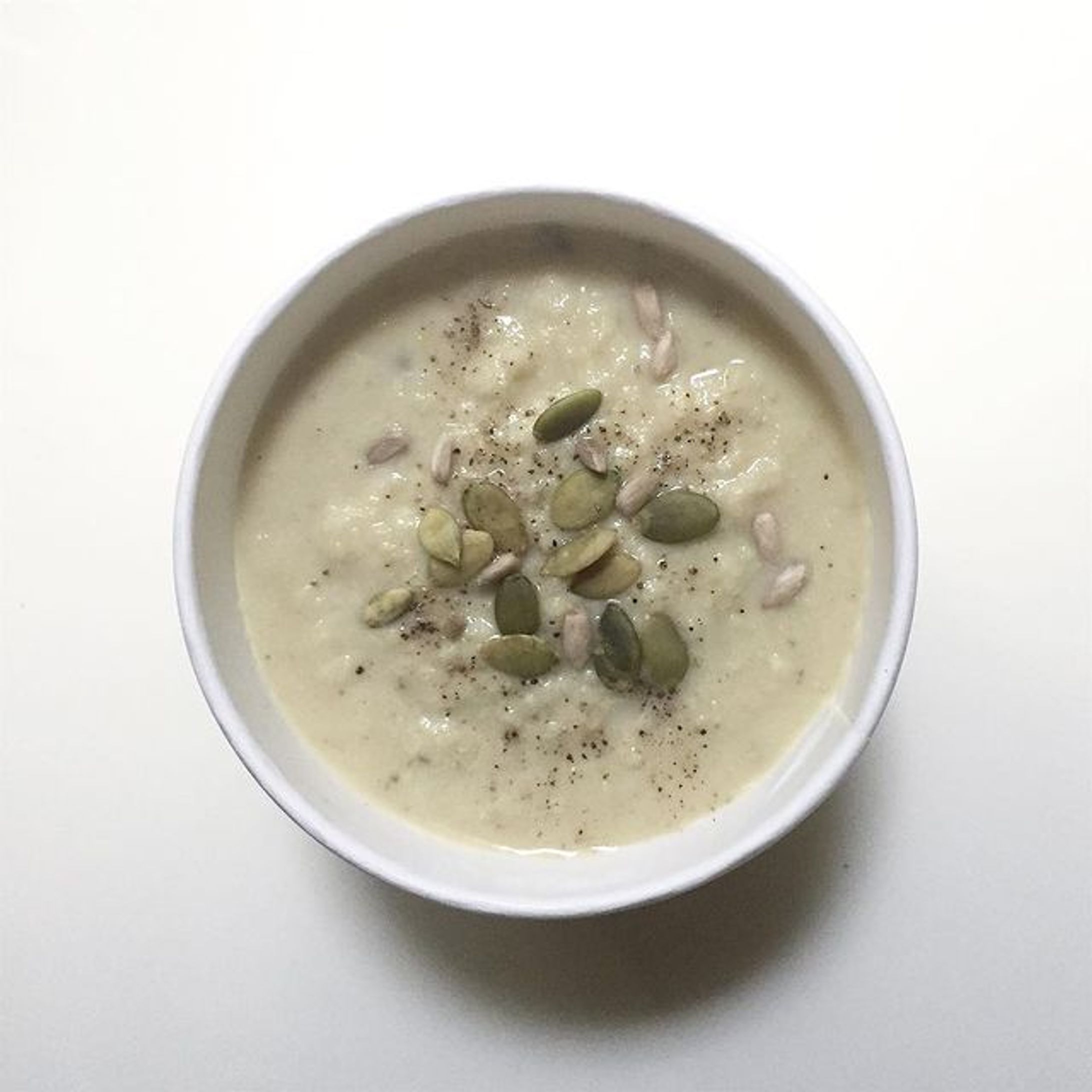 レシピ提供 Edamame Cauliflower Soup-1
