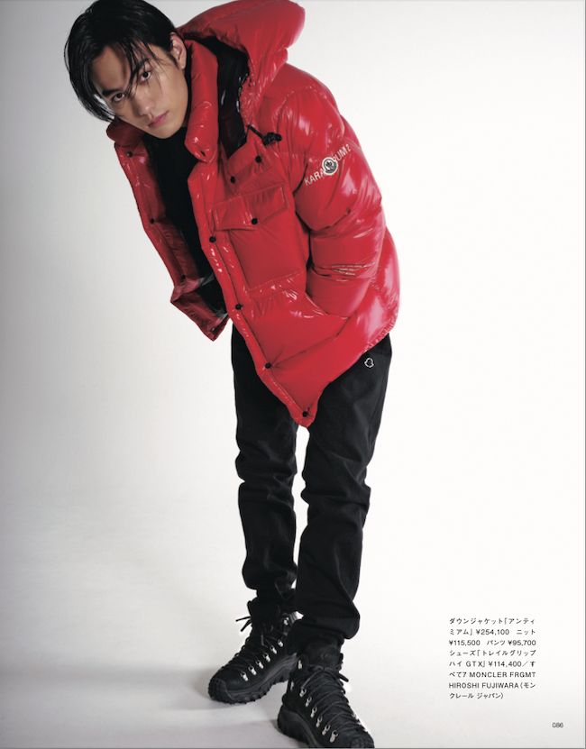 モンクレール赤ティシャツ モンクレール 赤半袖Tシャツ 3A Moncler