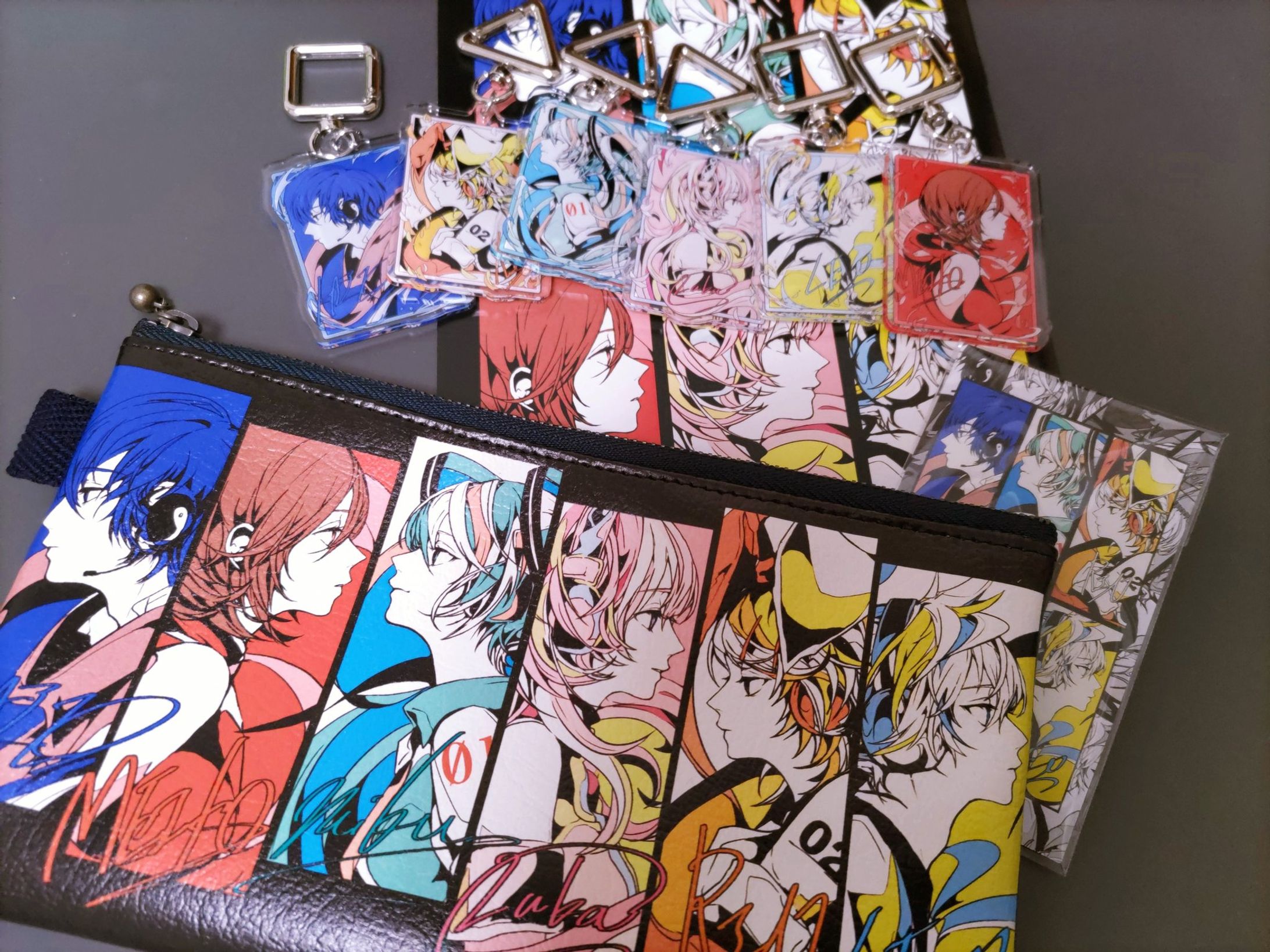 VOCALOIDポーチ&アクキー&ステッカー-1