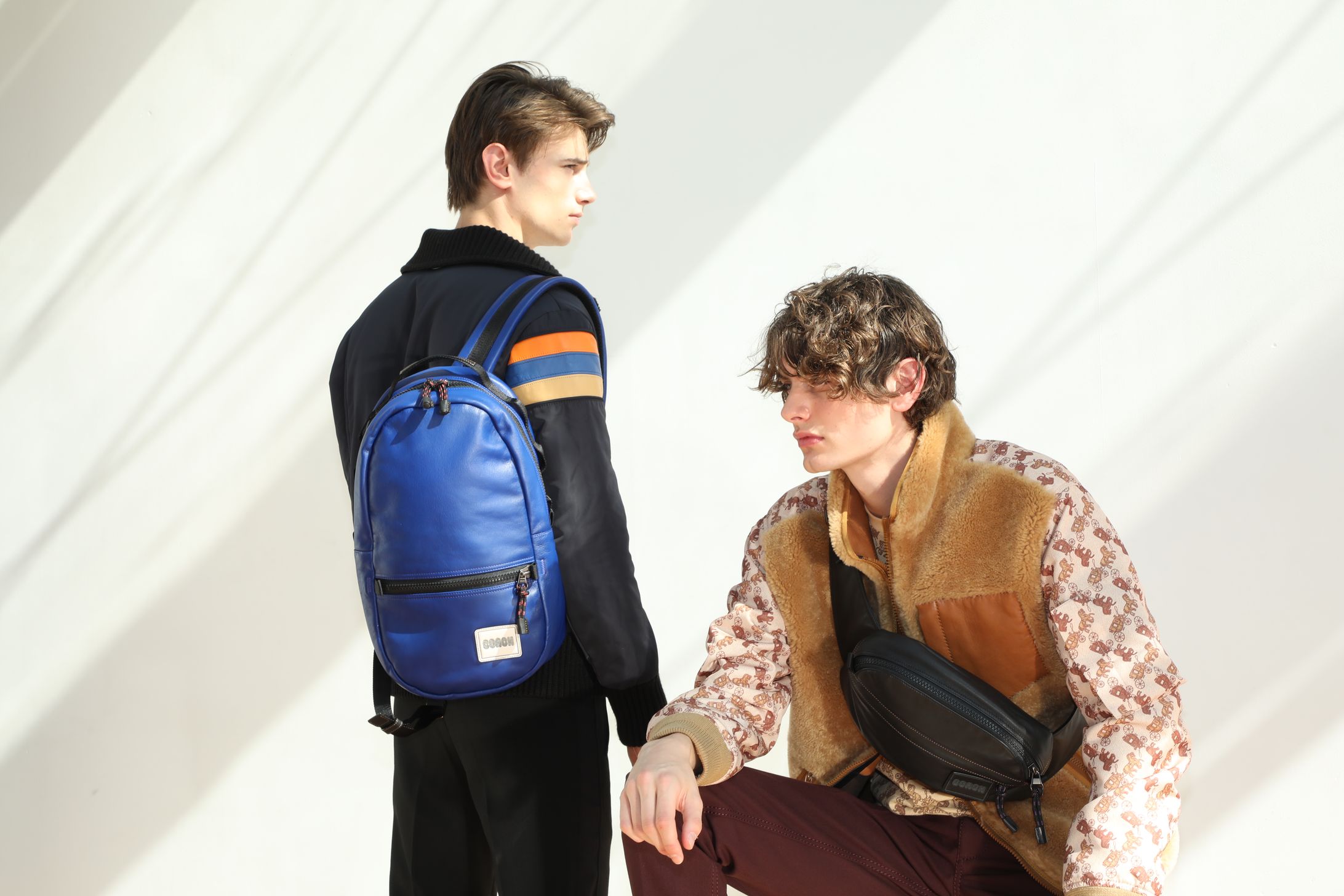 PEN ONLINE  -COACH--1