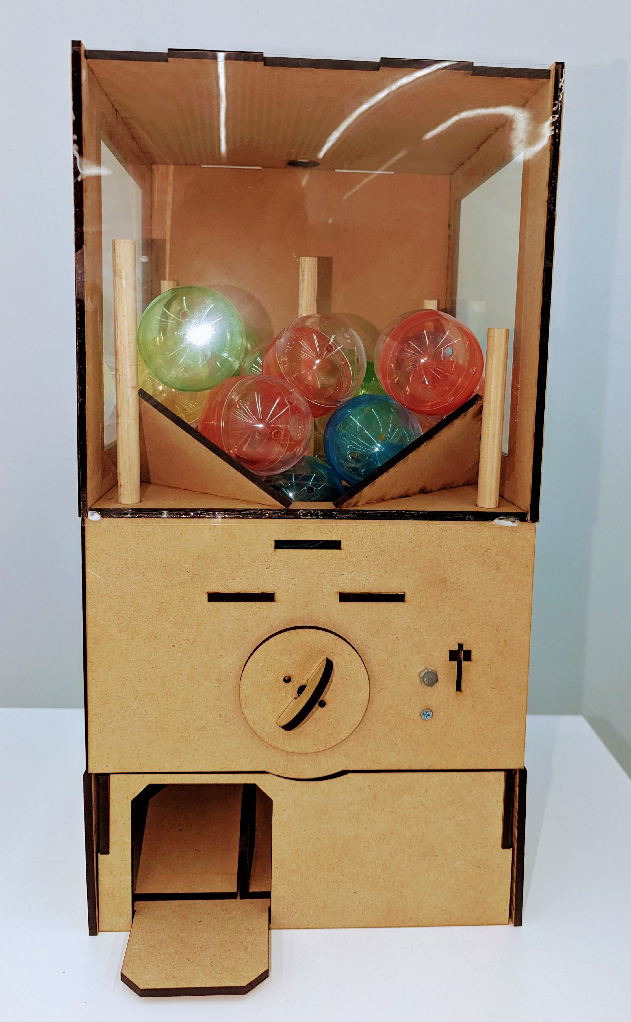 ガチャガチャマシン-1