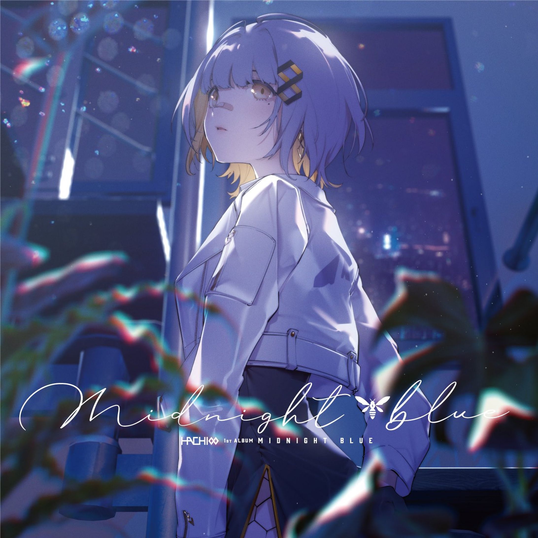 HACHI 1st album 「Midnight blue」ブックレット　対談インタビュワー-1