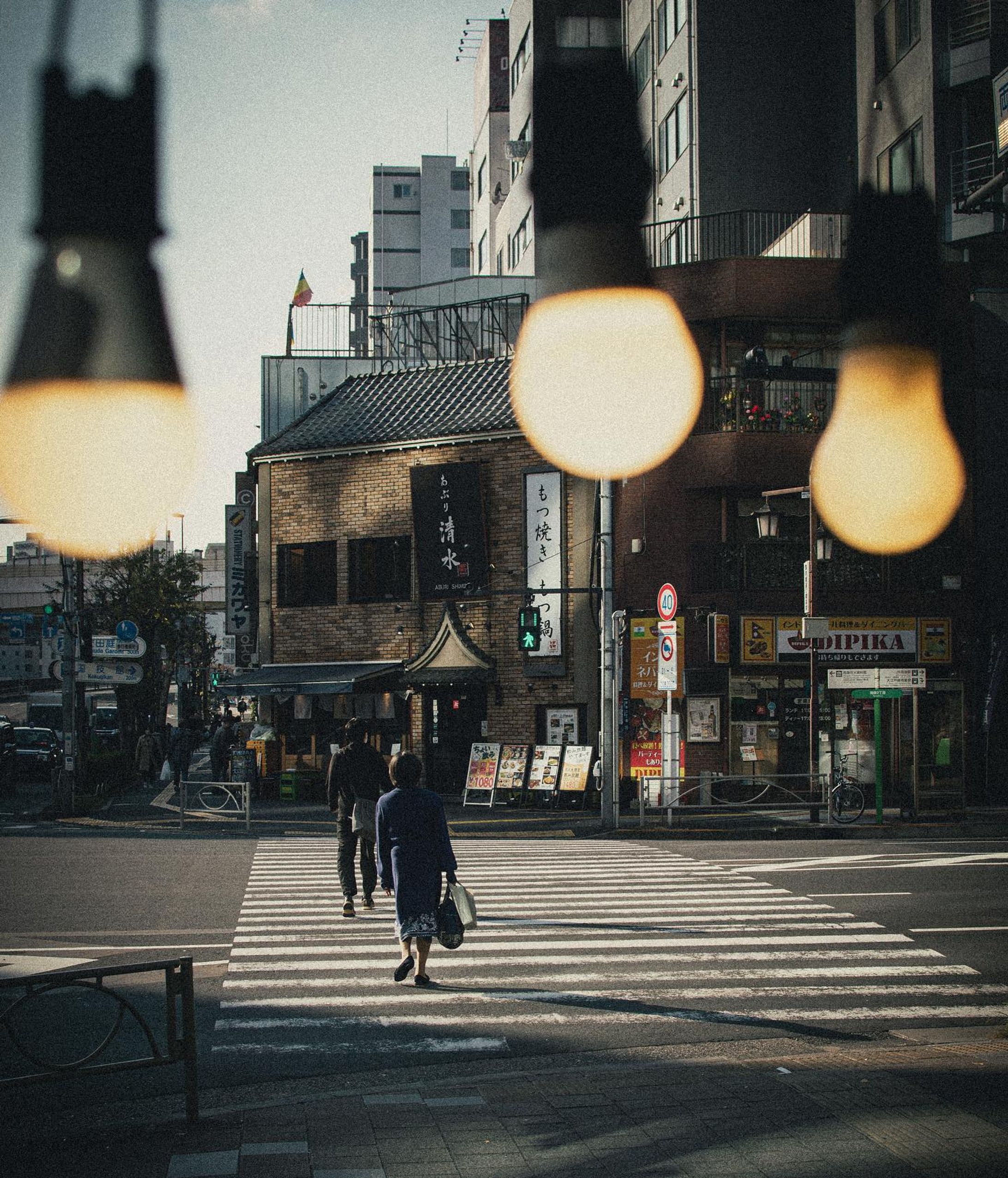 両国
Ryogoku

-----------------------------------------
location:Ryogoku_Tokyo
-----------------------------------------
camera:Nikon D3200📸

#photography 
#japan 
#japancity 
#japancityblues 
#snapshot
#snap 
#photographer 
#photoshoot 
#street
#streetphotography 
#street_photography 
#ryogoku 
#light 
#shooting 
#filmphotography 
#filmcamera 
#lightroom 
#nikond3200 
#写真
#写真好きな人と繋がりたい 
#両国
#電球
#横断歩道 
#フィルム写真 
#フィルムカメラ 
#ファインダー越しの私の世界
#東京カメラ部-1