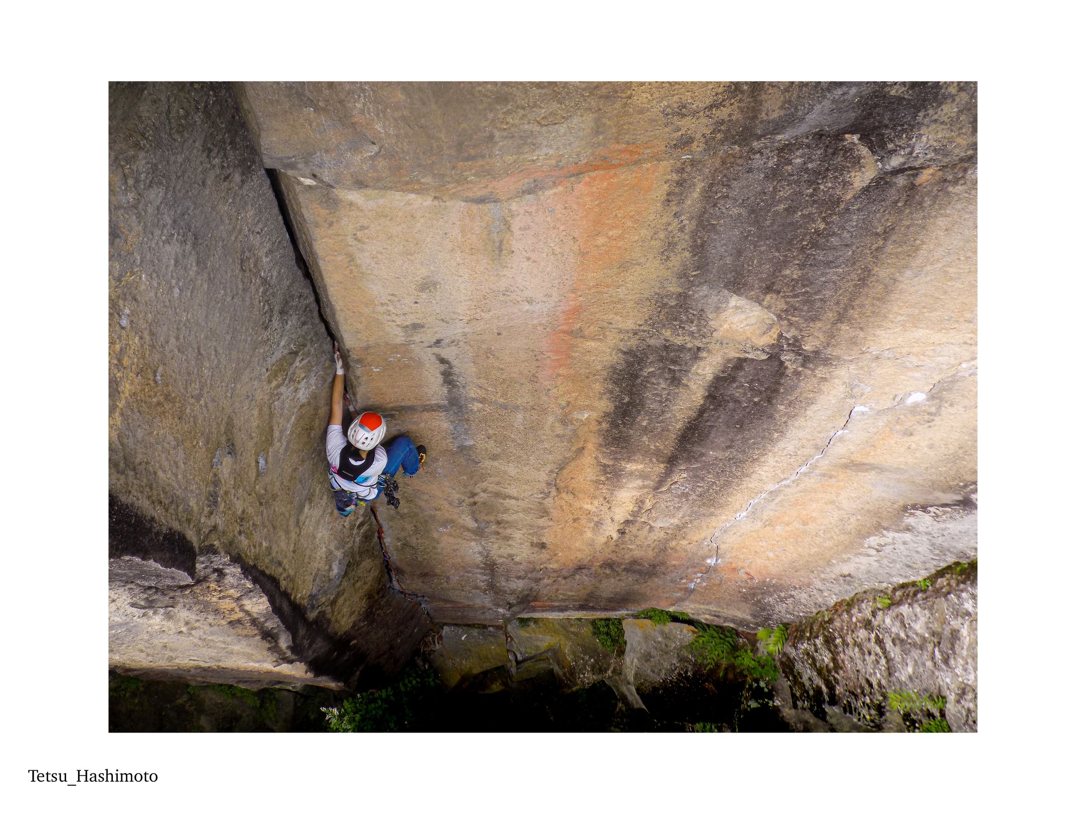 Trad climbing photo -1
