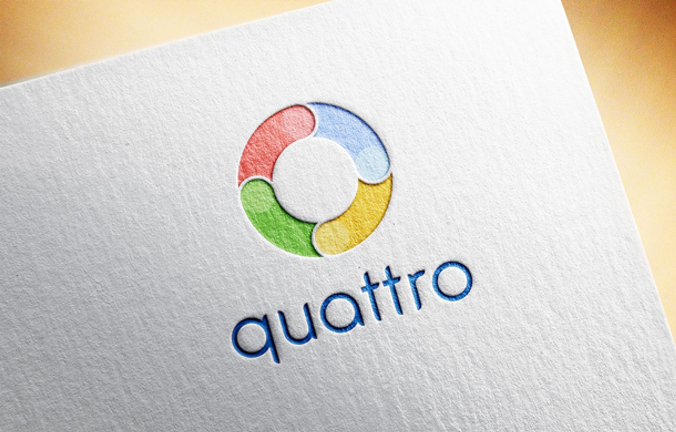 quattro さま　ロゴデザイン-1