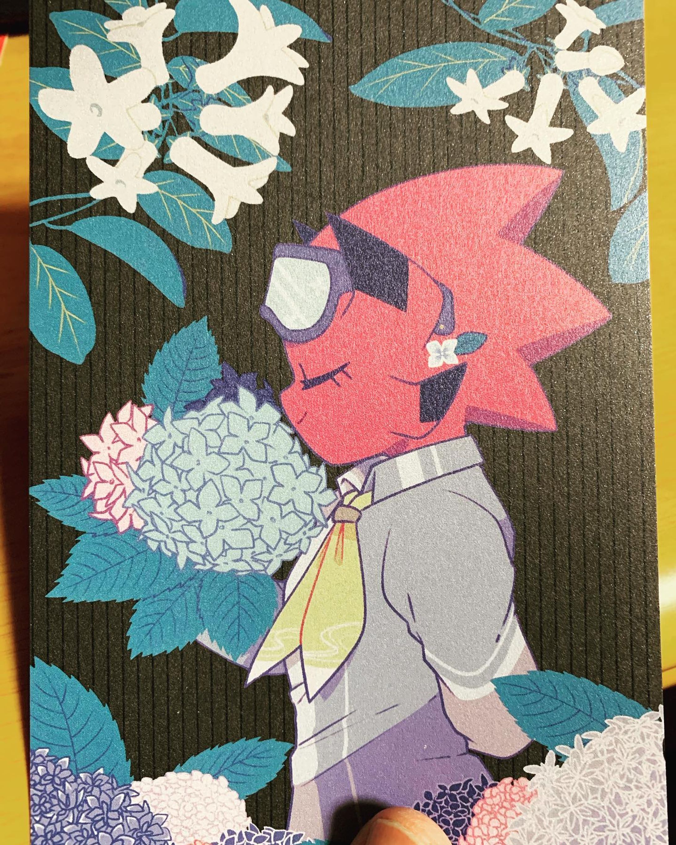 A new postcard is ready!💪😃
Lame flakes are scattered on paper.
It sparkles✨

#イラスト #人外 #オリジナルイラスト 
#オリジナルキャラクター #illustration #monster #originalcharacter #characterdesign #touseioc #デザインフェスタ #デザインフェスタ57 #デザフェス-1