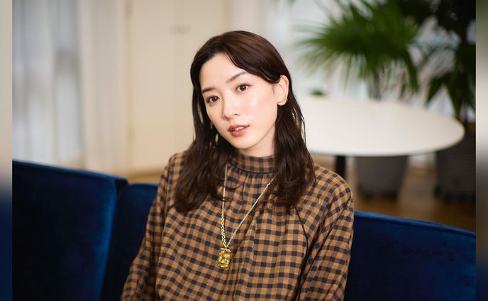 永野芽郁さん 撮影しました📸

今回はこれまでの清純なイメージとは反対の役柄ということもあり、大人っぽさの中にも彼女の優しさ・強さのようなものを写しだすことを意識しました。

また別カットも投稿します。

#永野芽郁　#マイブロークンマリコ
#ポートレート
#モデル
#女優
#フォトグラファー
#カメラマン
#model 
#portrait 
#beauty
#tokyo
#canon
#canonr3
#leica
#summilux
#summilux50 
#prophoto