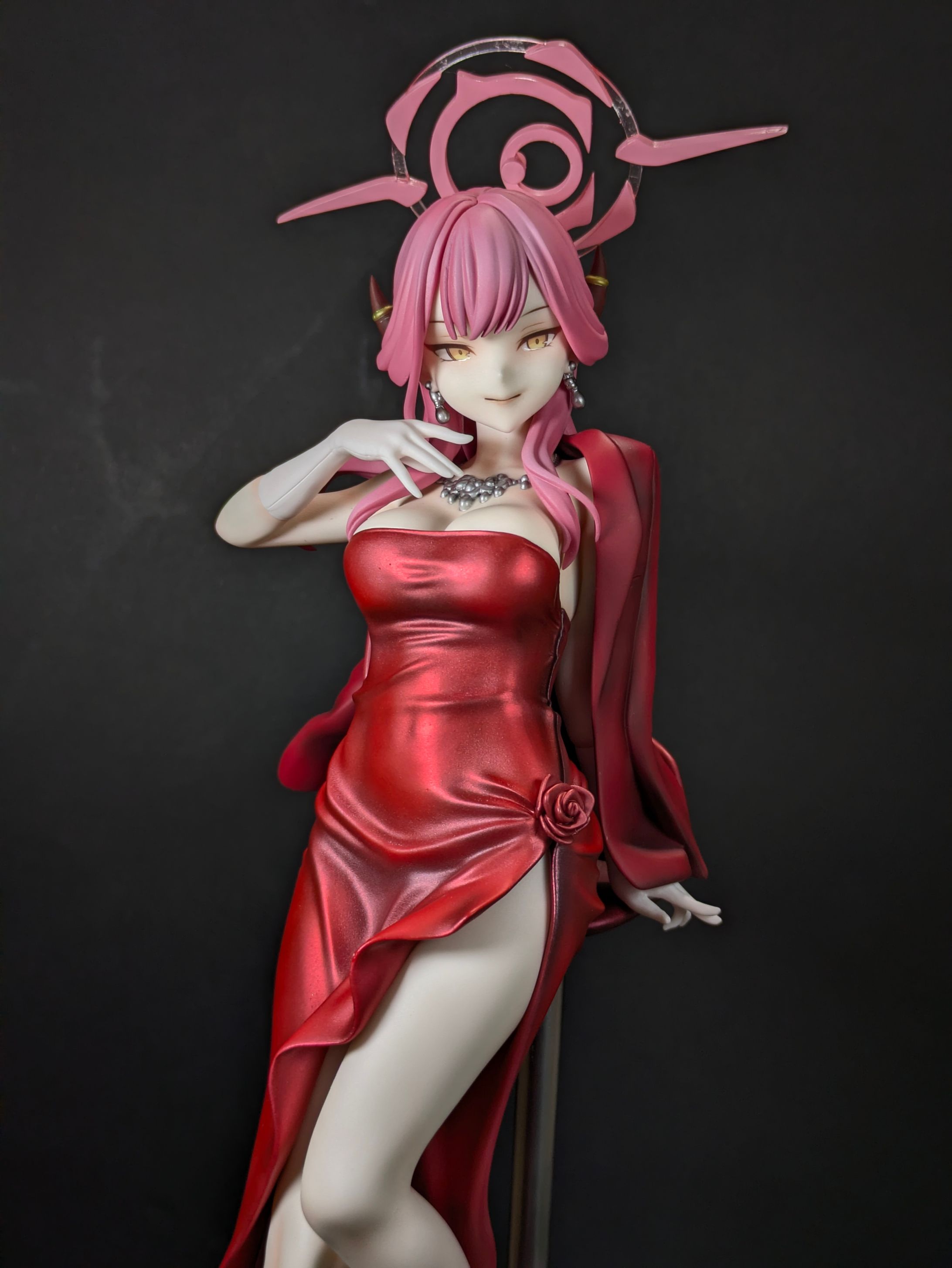 陸八魔　アル　ドレス-1