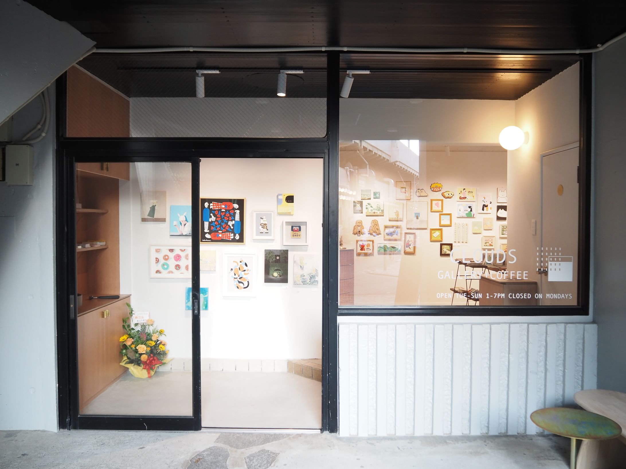CLOUDS ART GROUP SHOW-1