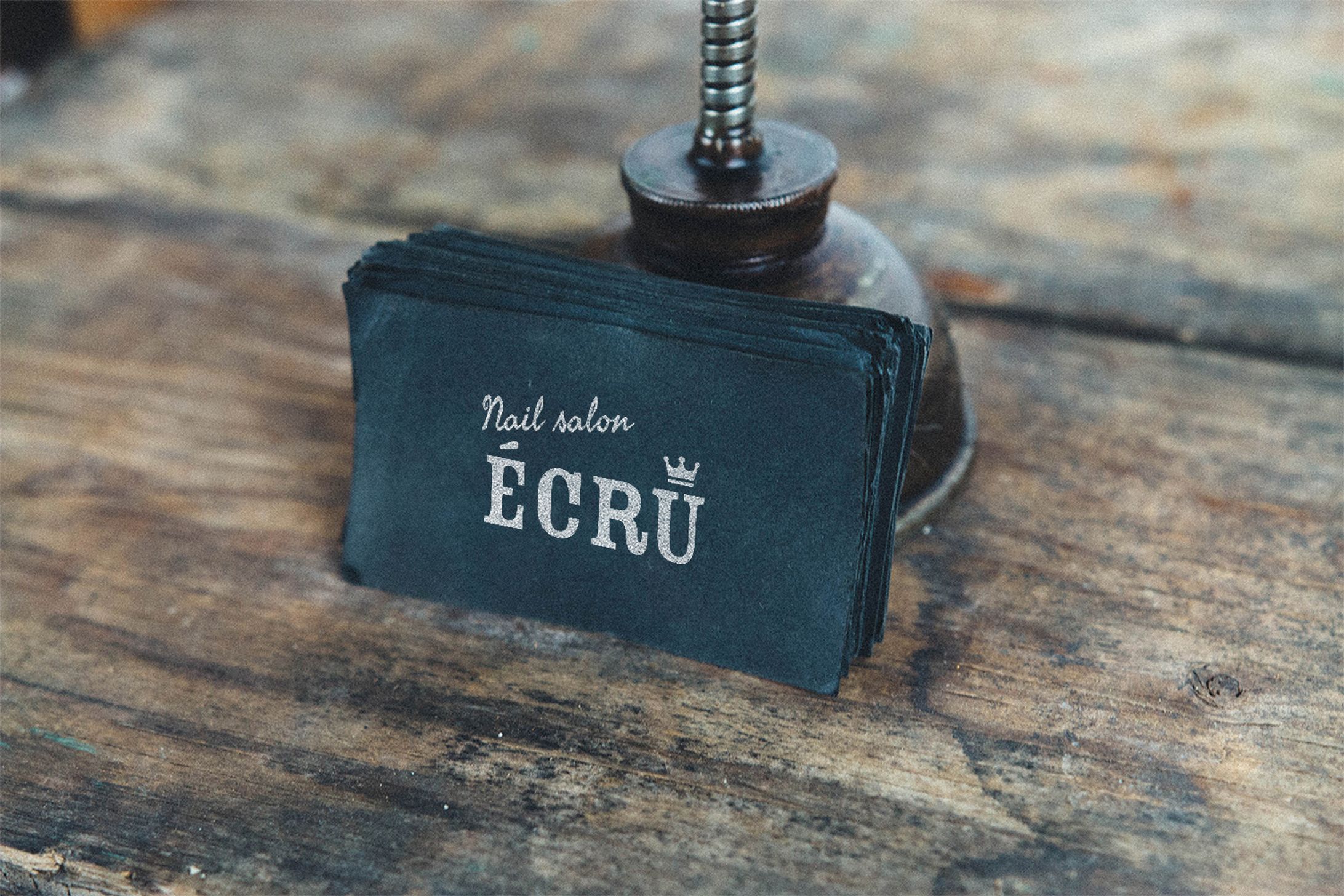 ネイルサロン　ロゴ-1